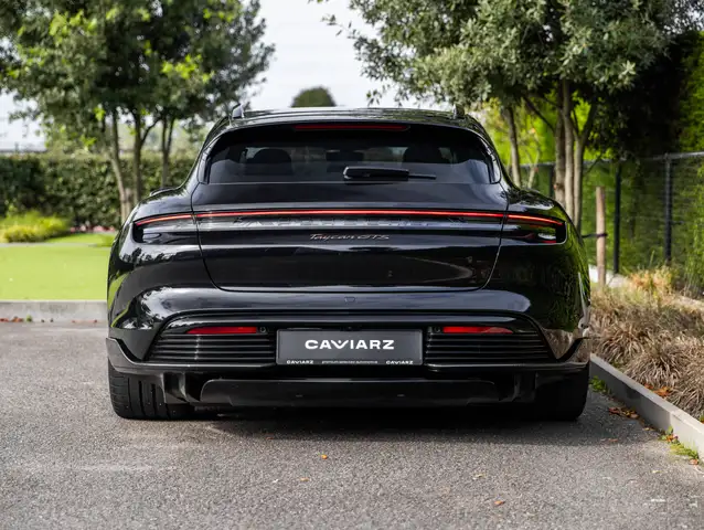Porsche Taycan view 5