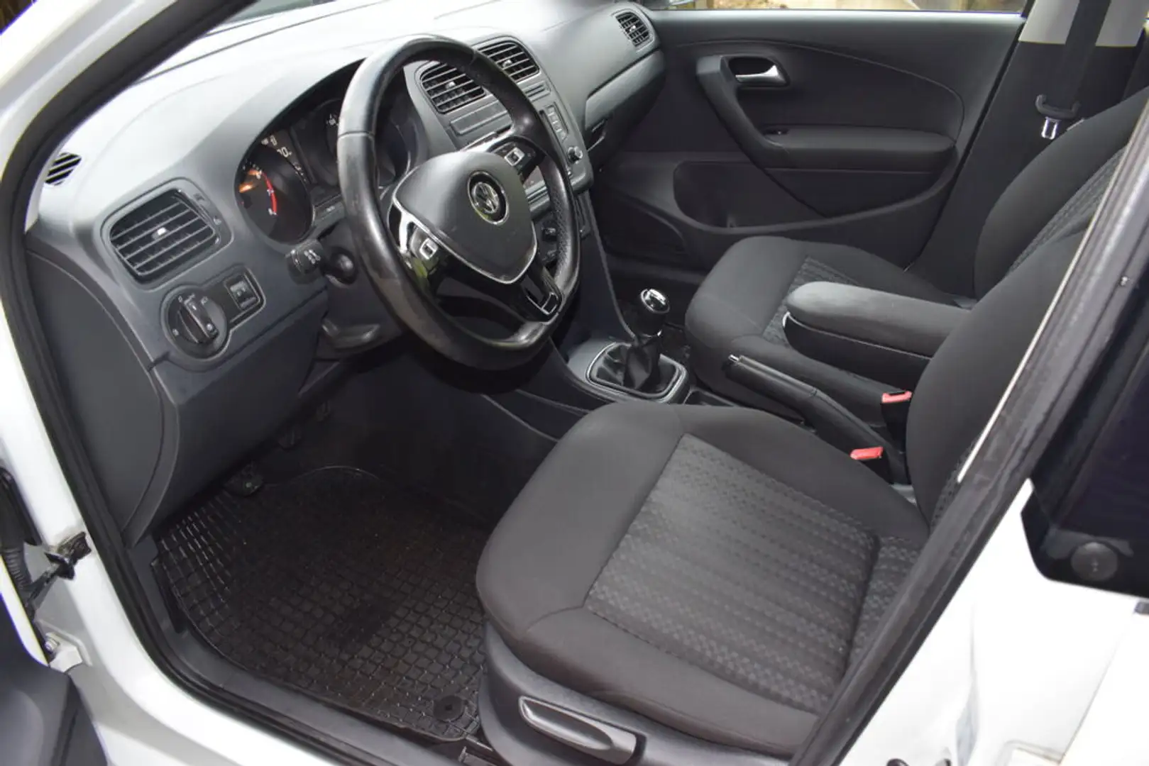 Volkswagen Polo Trendline mit  pickerl Weiß - 2