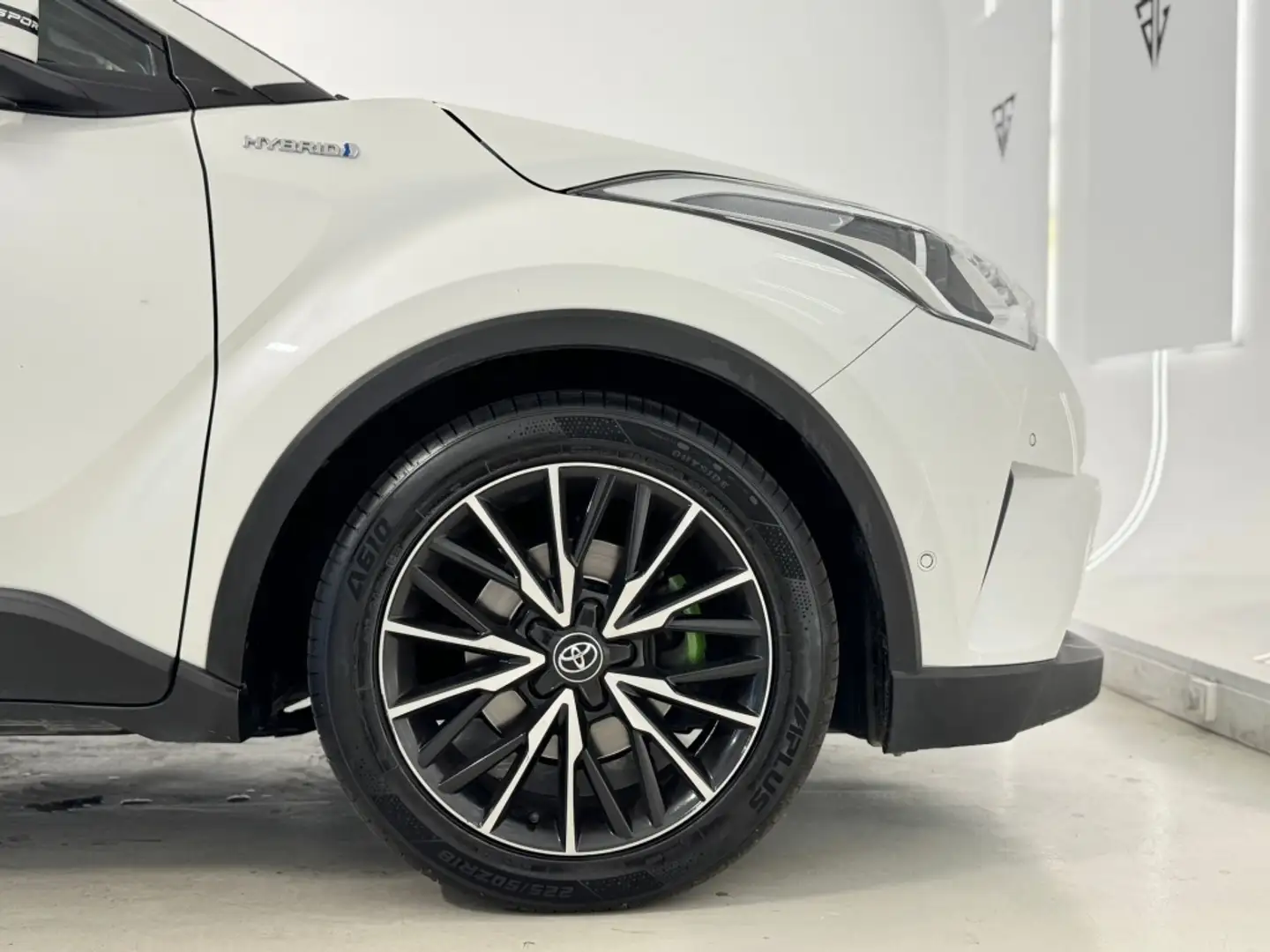 Toyota C-HR 125H Advance Blanco - 2