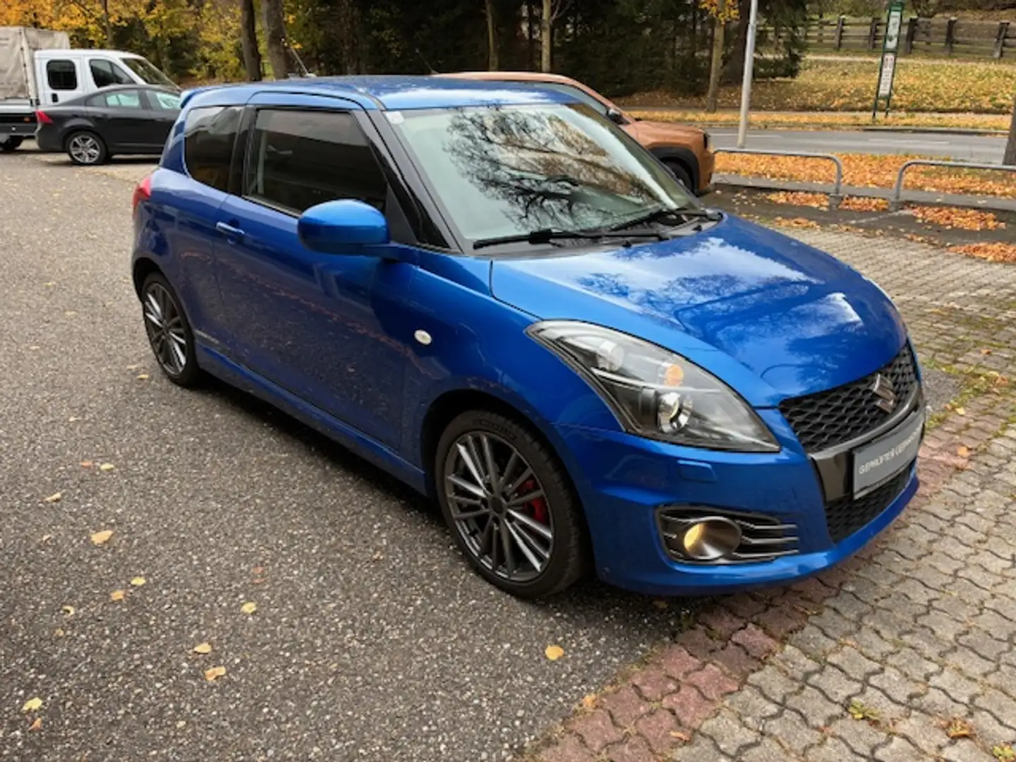 Suzuki Swift 1,6 Sport Blau - 1