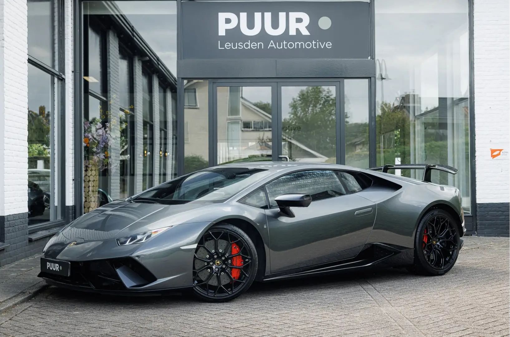Lamborghini Huracán 5.2 V10 Performante Lift - Lamborghini Historie - Grijs - 1
