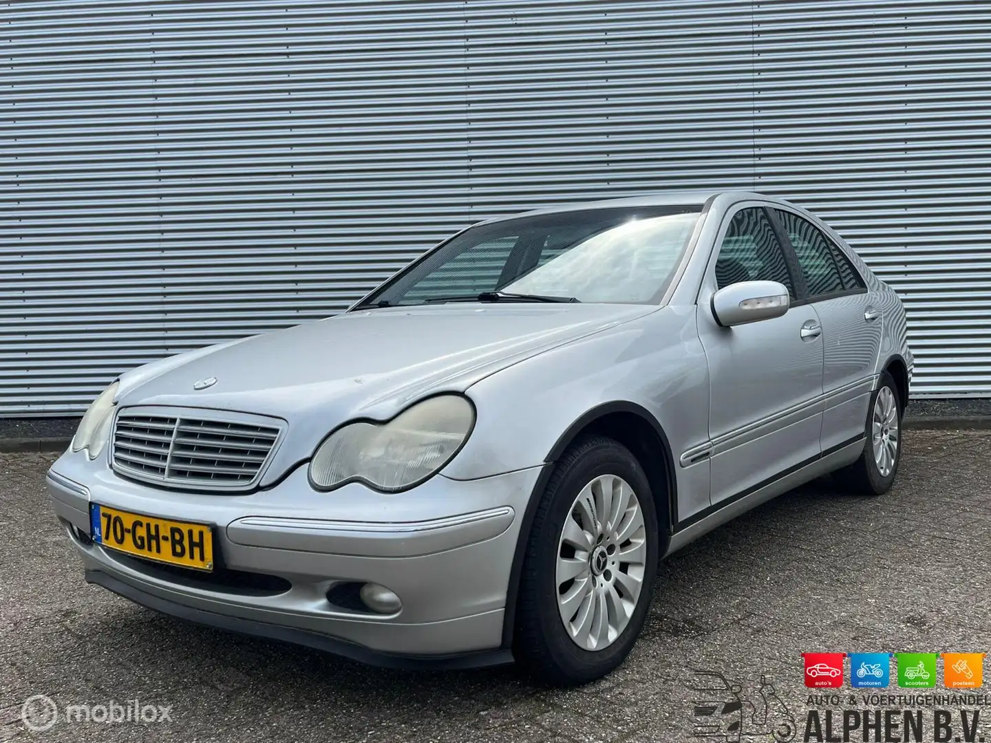 Mercedes-Benz C 180 Avantgarde - Nap - Airco - lage KM - Grijs - 1