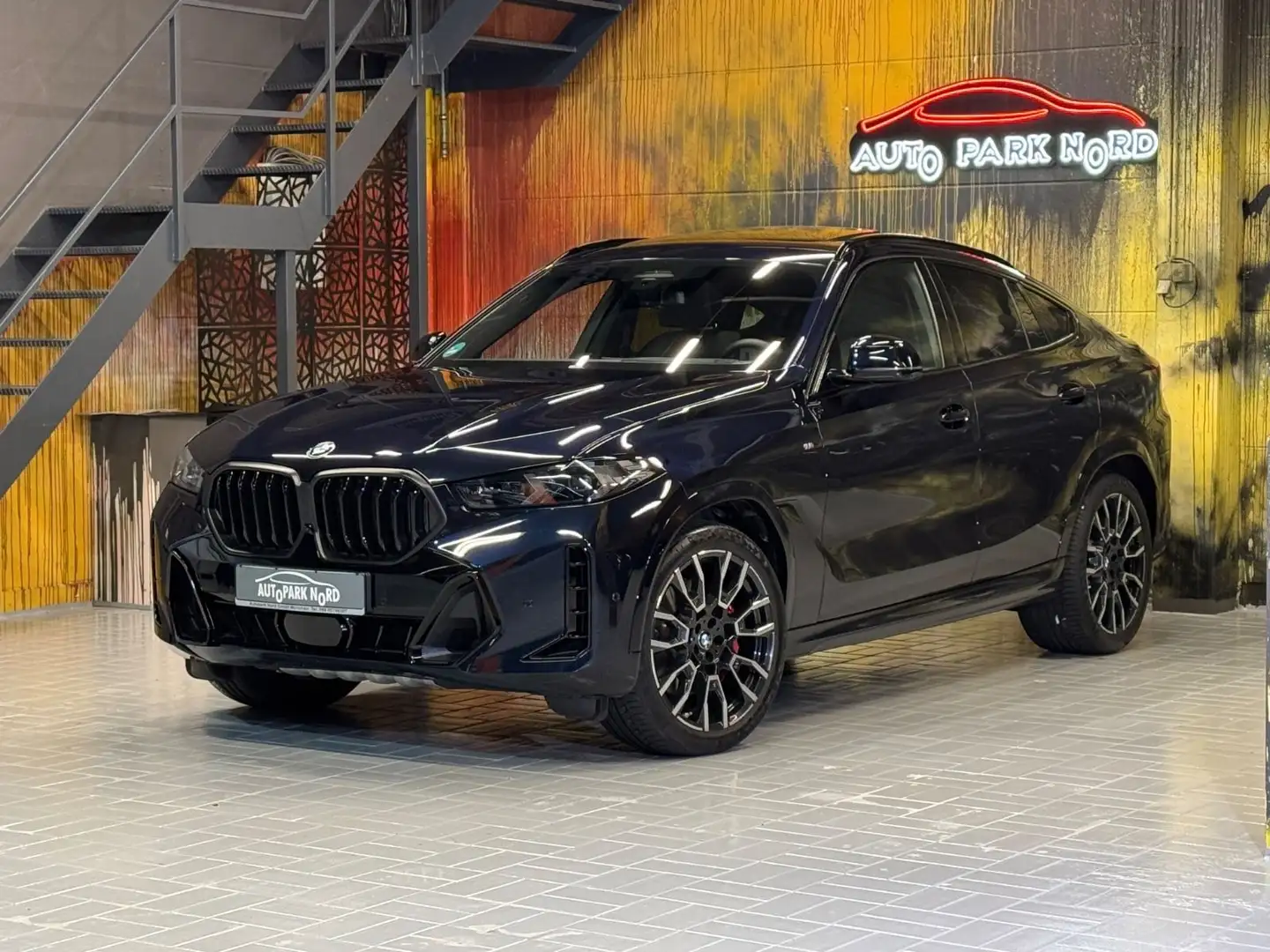 BMW X6 40i xD M Sport Pro~PANO SKY~H&K~360~HUD~21 Schwarz - 1