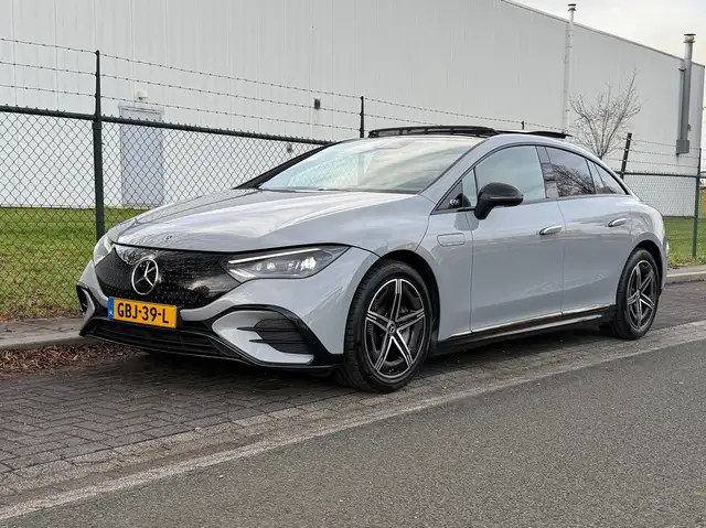 Mercedes-Benz EQE 300 AMG Line 89 kWh Airmatic Pano Achterasbesturing