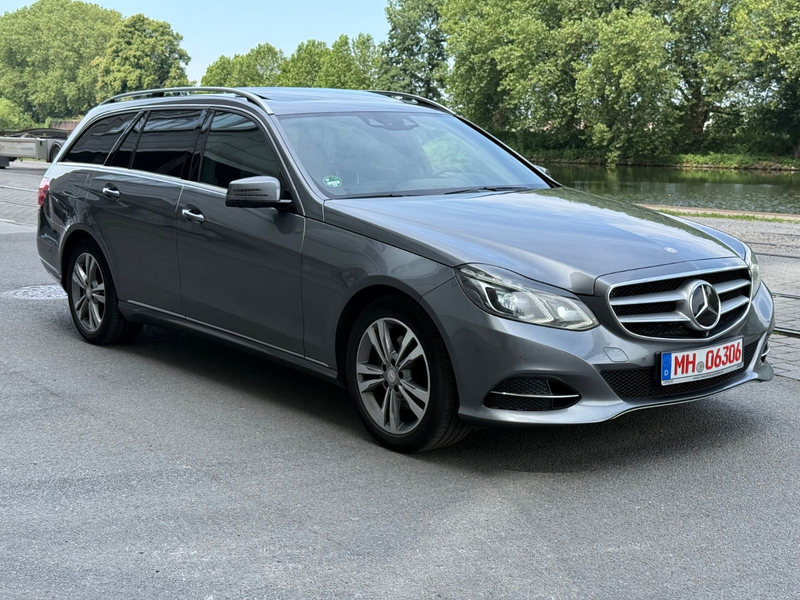 Mercedes-Benz E 350 E350Bluetec*4Matic*360*Distronic*Totwinkel*H&K**