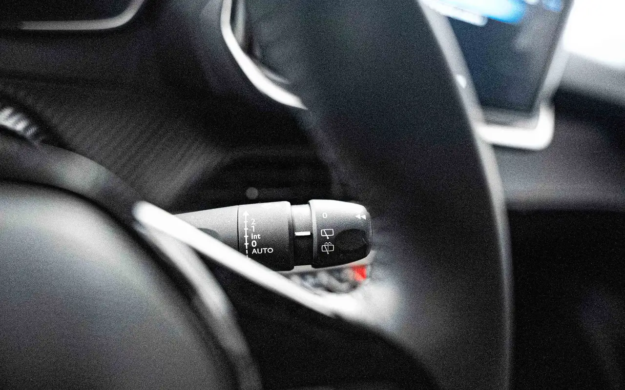 Peugeot 208 1.2 Turbo Allure 23