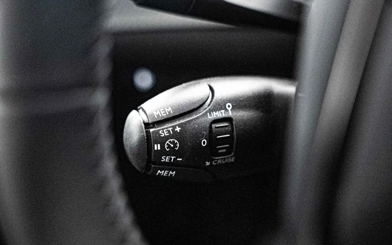 Peugeot 208 1.2 Turbo Allure 20