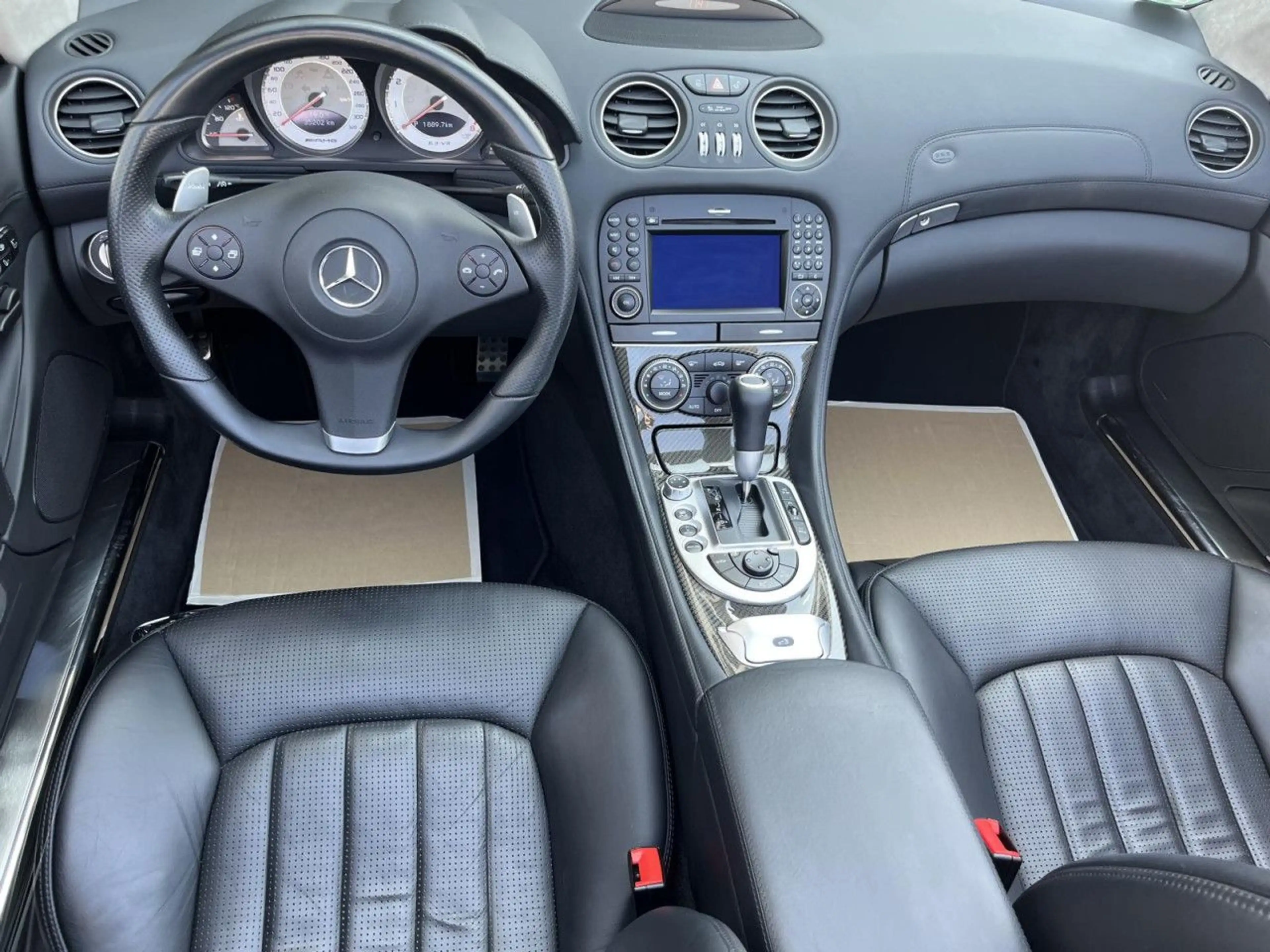 Mercedes-Benz SL 63 AMG Pano Active Body Control Airscarf Comand — photo 6