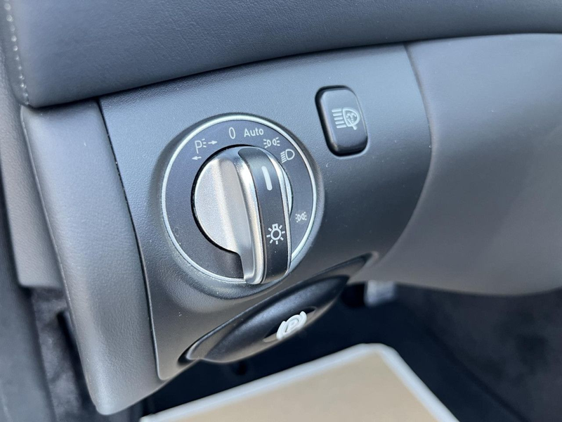 Mercedes-Benz SL 63 AMG Pano Active Body Control Airscarf Comand — photo 10