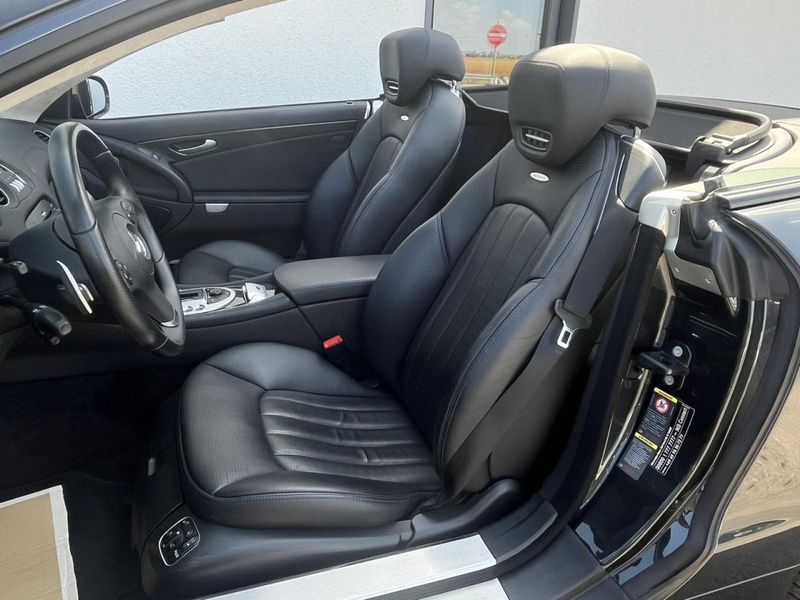 Mercedes-Benz SL 63 AMG Pano Active Body Control Airscarf Comand — photo 13