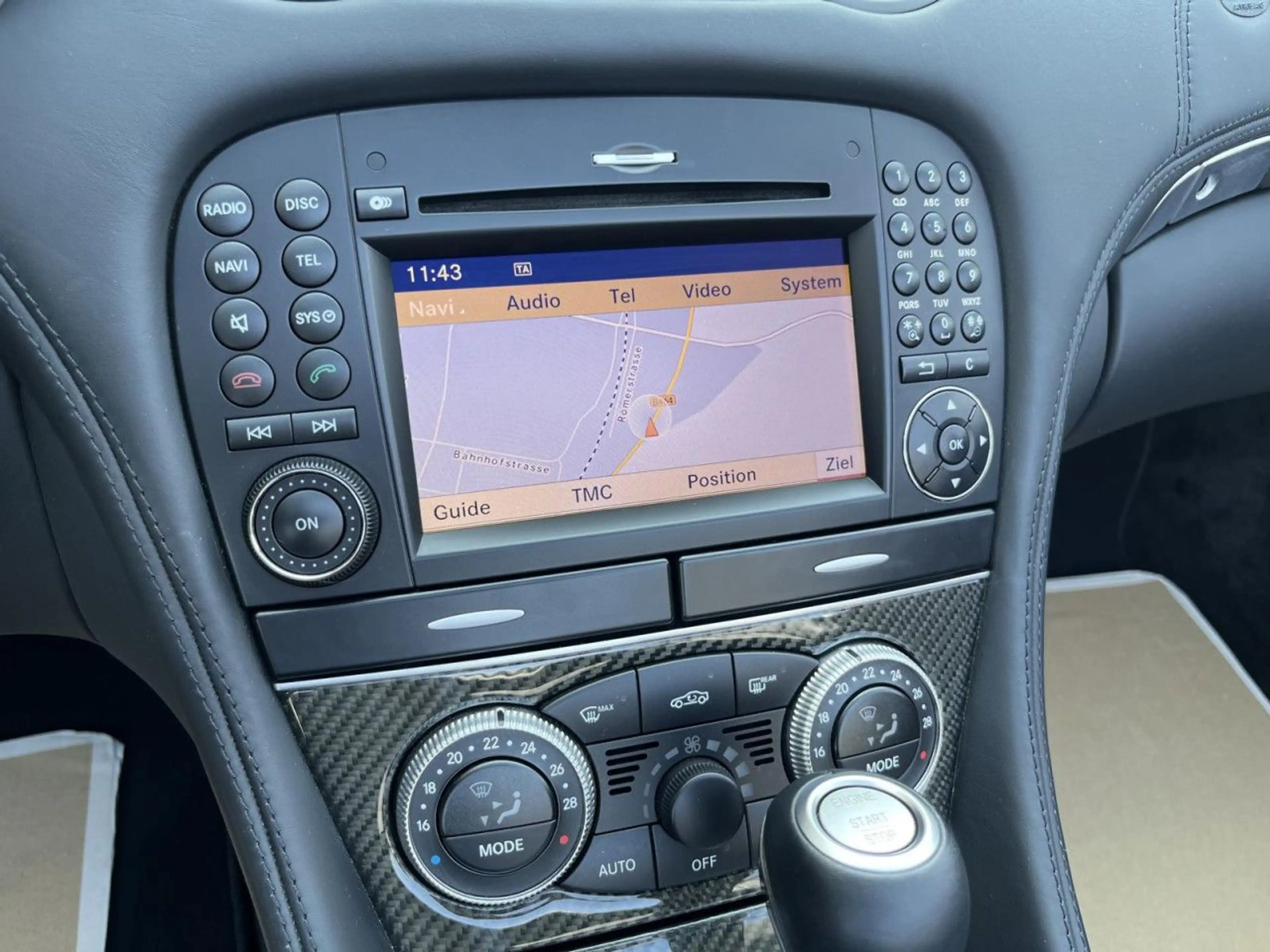 Mercedes-Benz SL 63 AMG Pano Active Body Control Airscarf Comand — photo 7