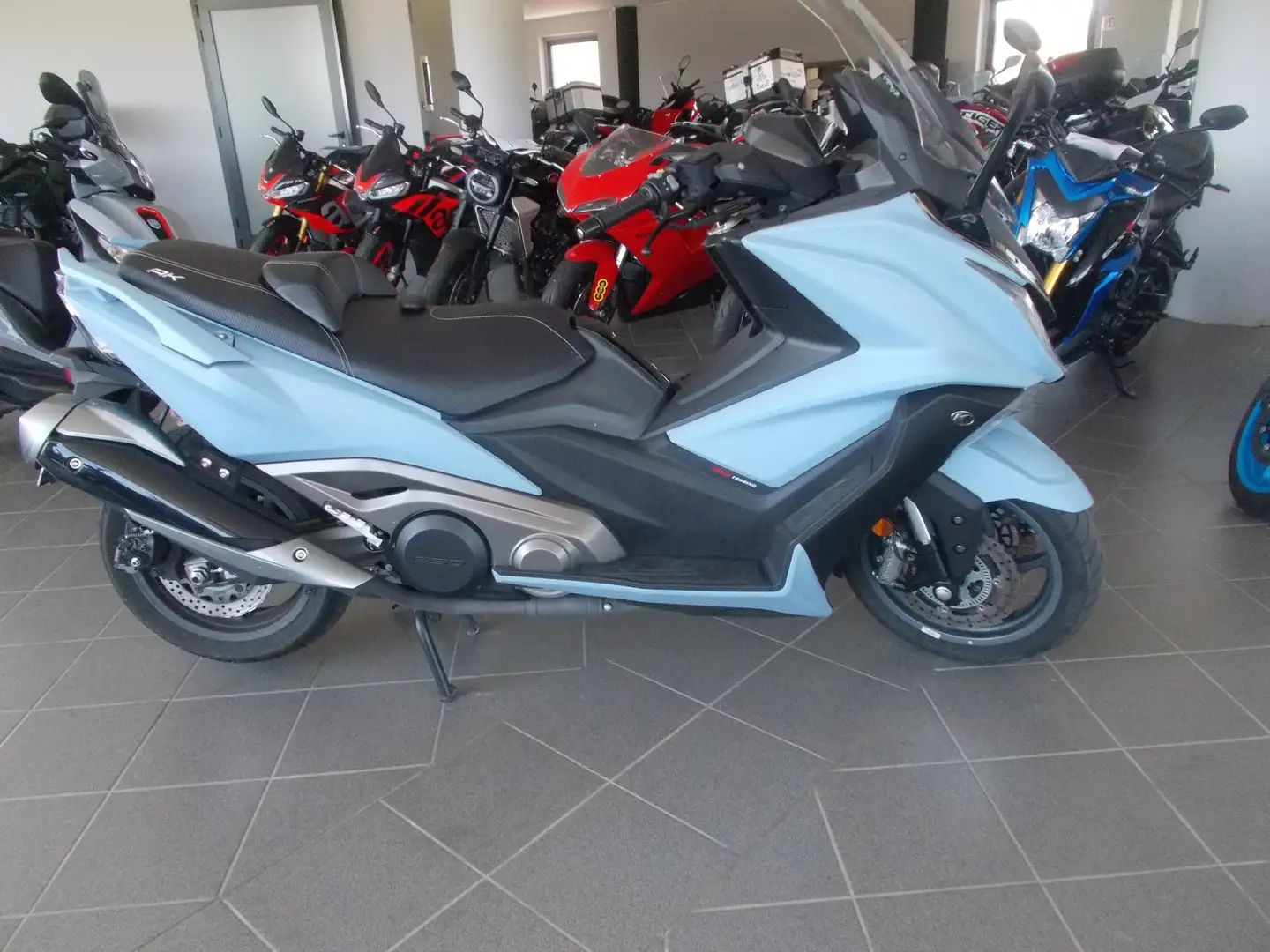 Kymco AK 550 ETS Blu/Azzurro - 2