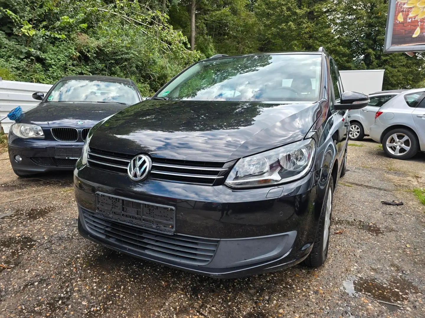 Volkswagen Touran Trendline BMT*1HAND * Schwarz - 2