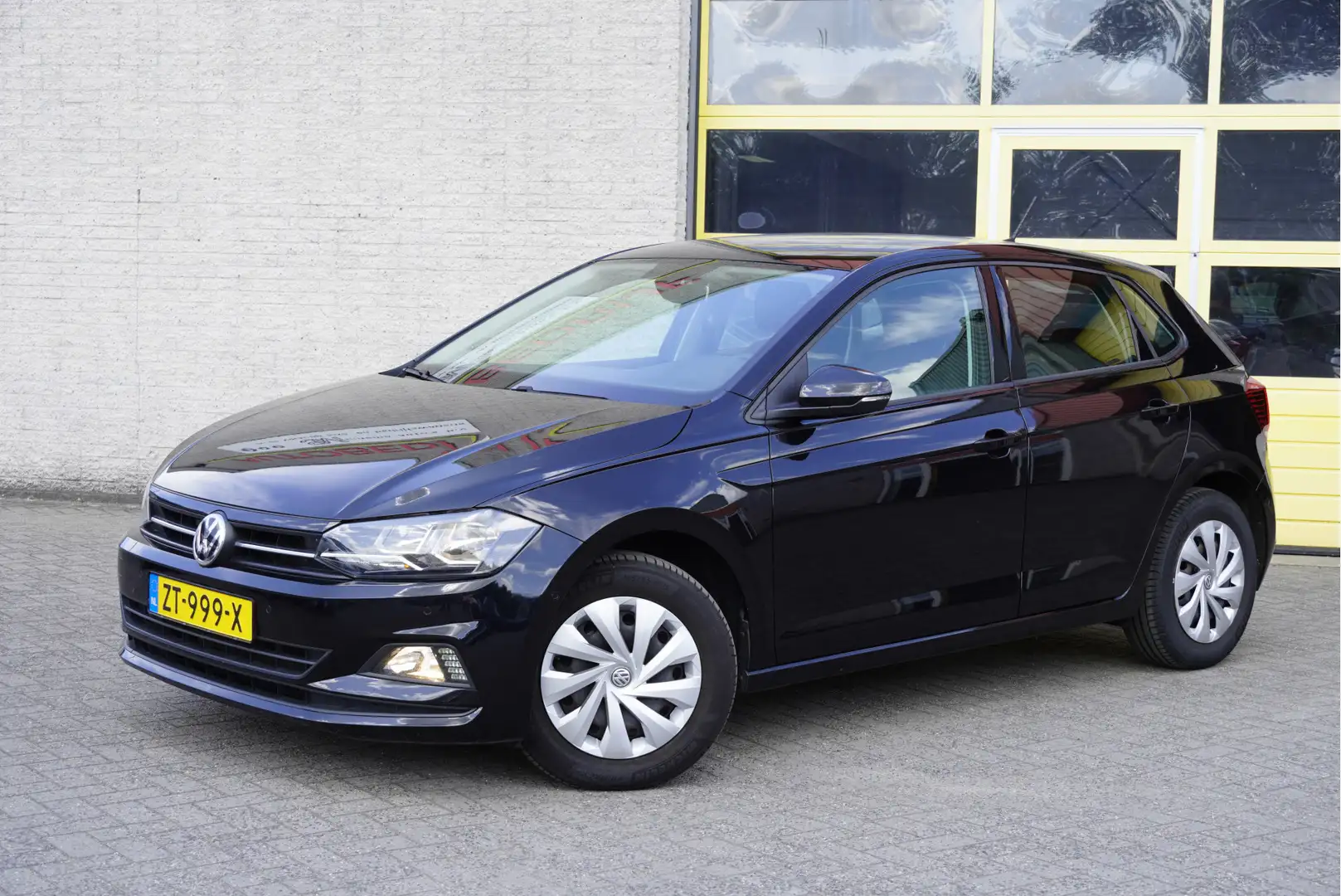 Volkswagen Polo 1.0 TSI 5drs Comfortline Business BJ2019 Led | Pdc Zwart - 2