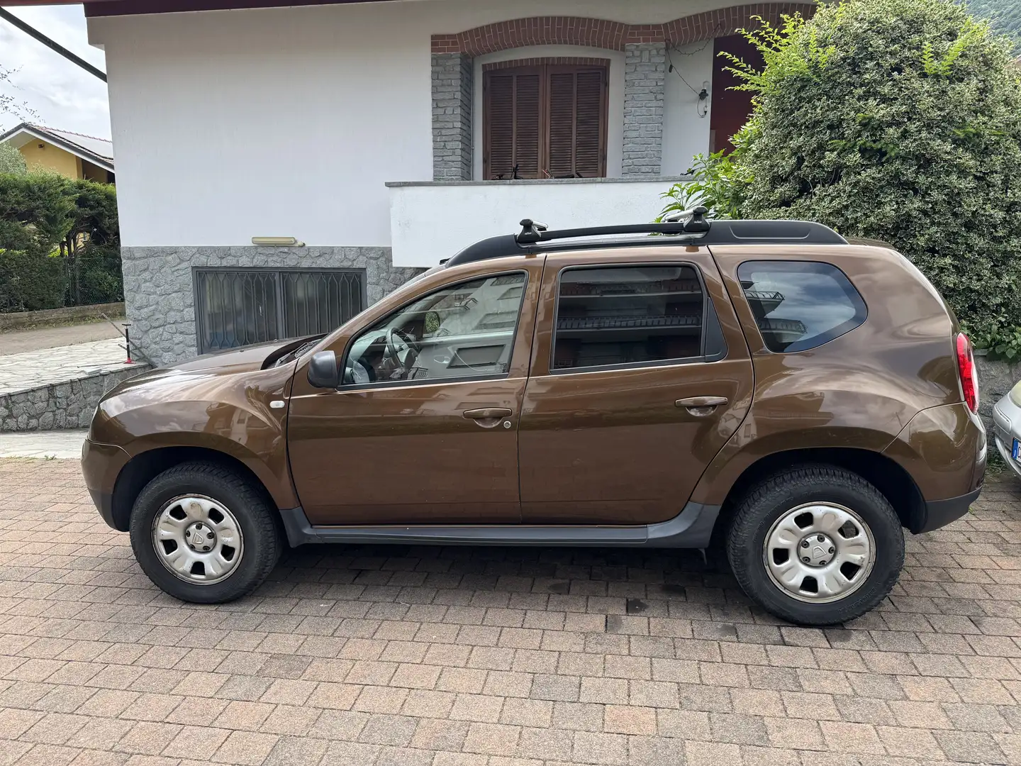 Dacia Duster 1.5 dci Laureate 4x4 110cv - 2