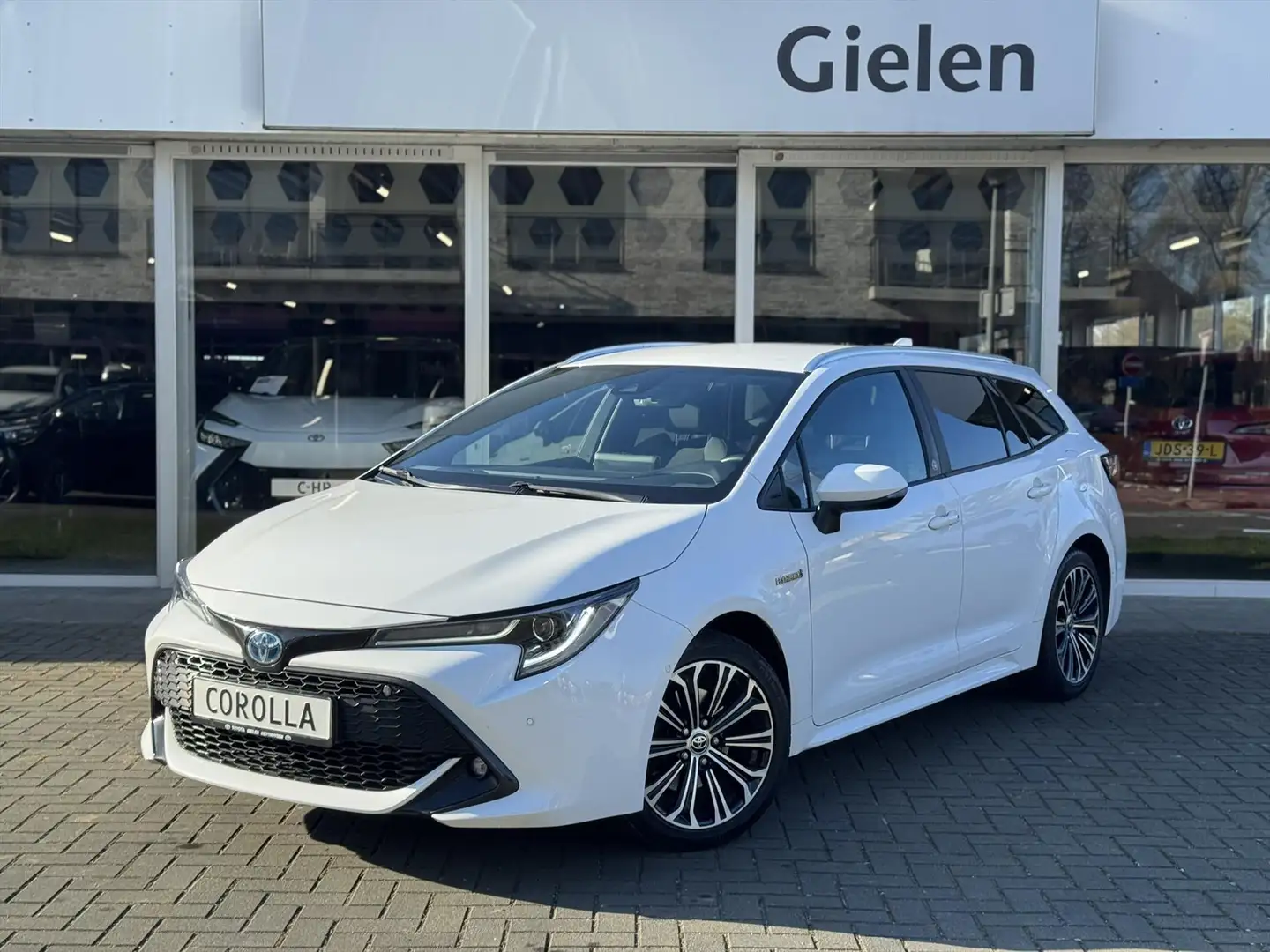 Toyota Corolla Touring Sports 2.0 Hybrid Style | Dodehoekherkenni Weiß - 1