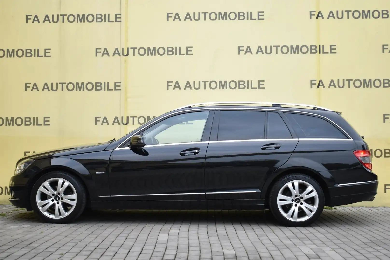 Mercedes-Benz C 180 T CGI BlueEfficiency/Leder/NAVI/PDC/SHZ/AL - 2