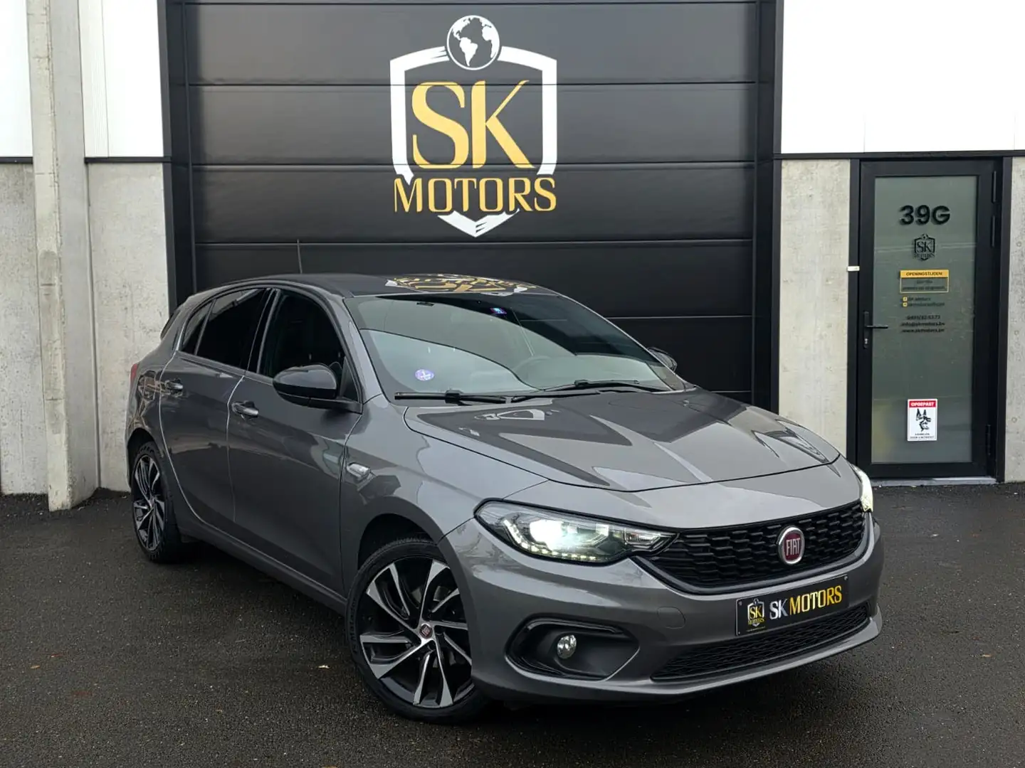Fiat Tipo 1.4T S-DESIGN Leder Camera Carplay LED 18" Full Grijs - 1
