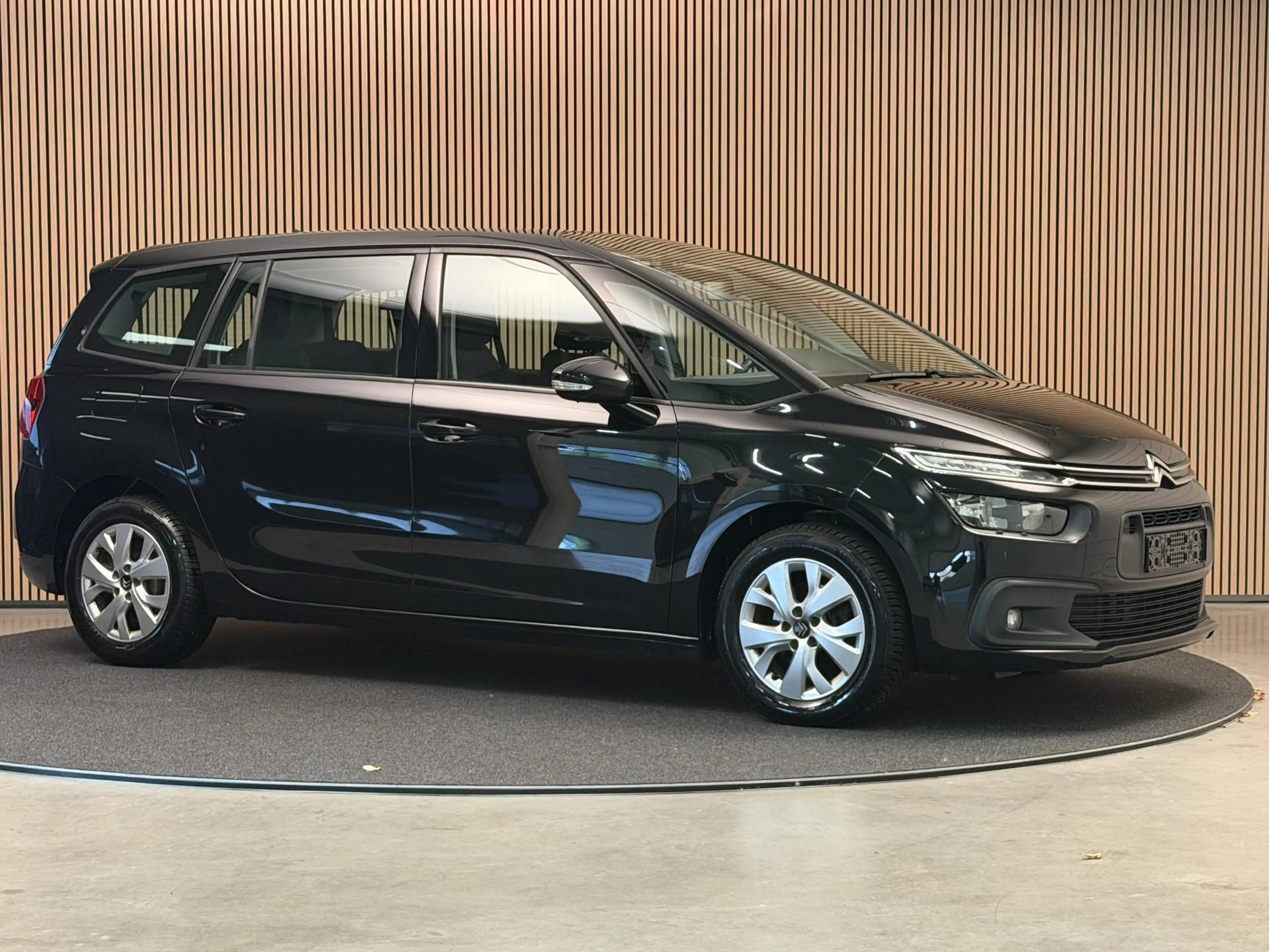 Citroen Grand C4 SpaceTourer 1.2 PureTech 130PK Feel | Trekhaak | Carplay | Ecc — photo 10