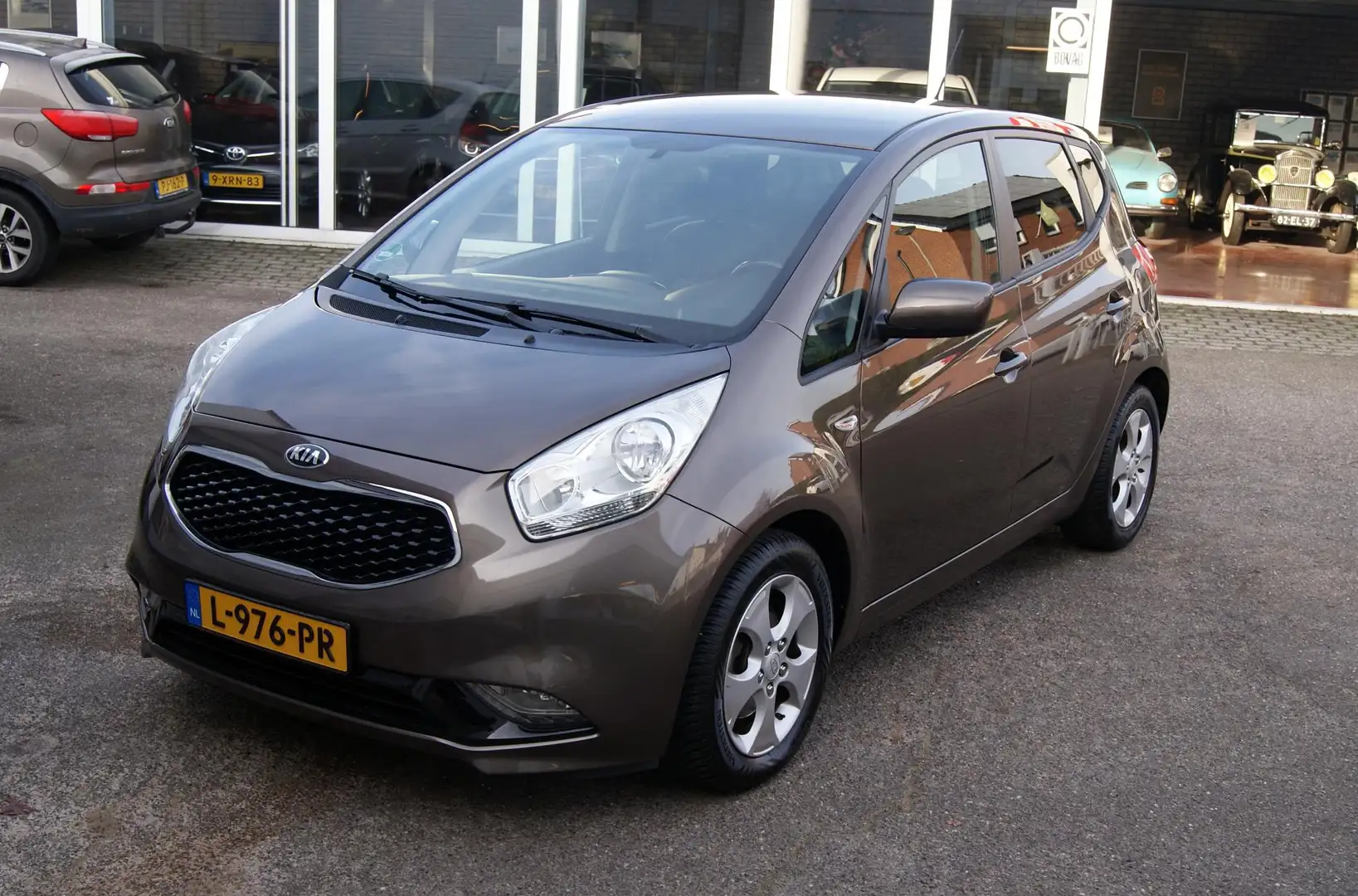 Kia Venga 1.4 CVVT Edition Navi,Camera,Clima,Cruise,RIJKLAAR Brun - 1