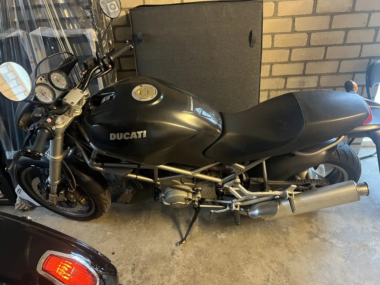 Ducati Monster 600