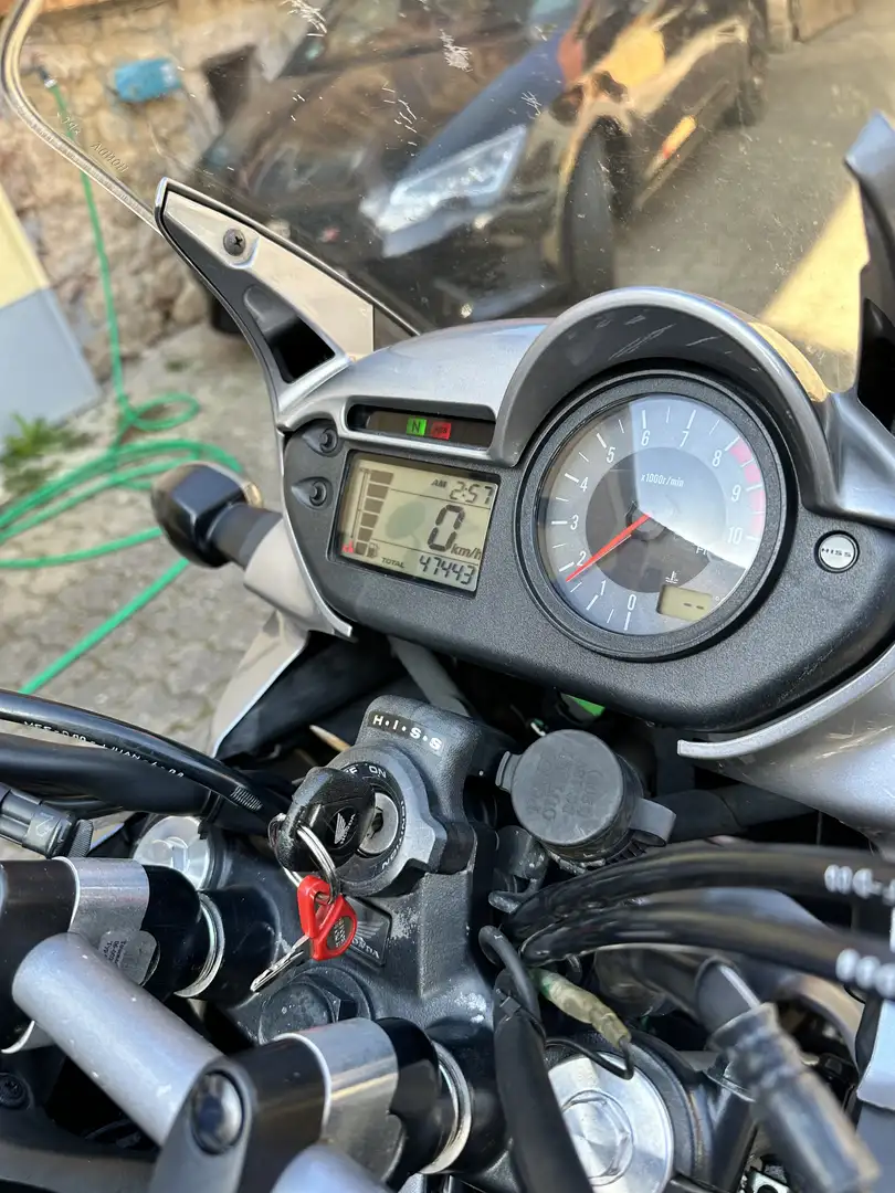 Honda Transalp XL 700 VA Montesa Stříbrná - 2