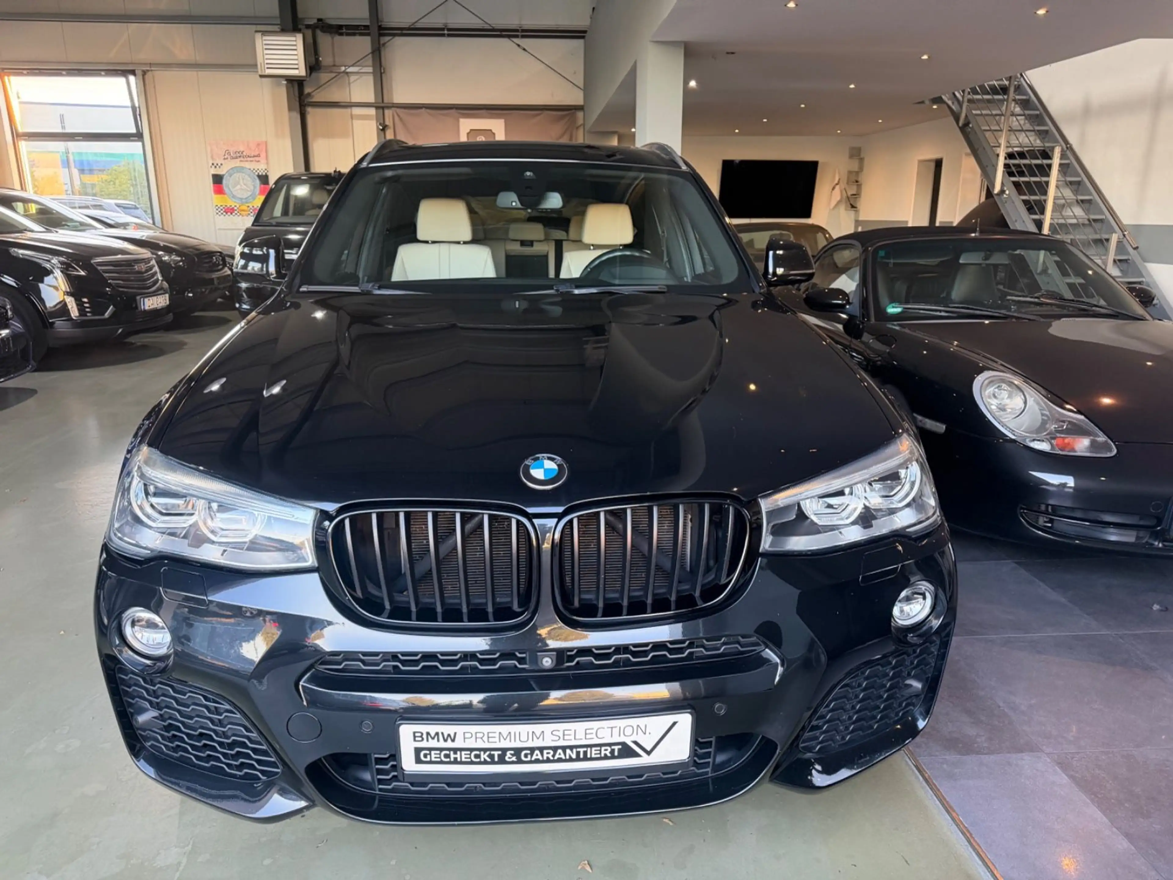 BMW X3 xDrive 35i M-Sport Navi/H-K/Panorama/Bi-Xenon — photo 5