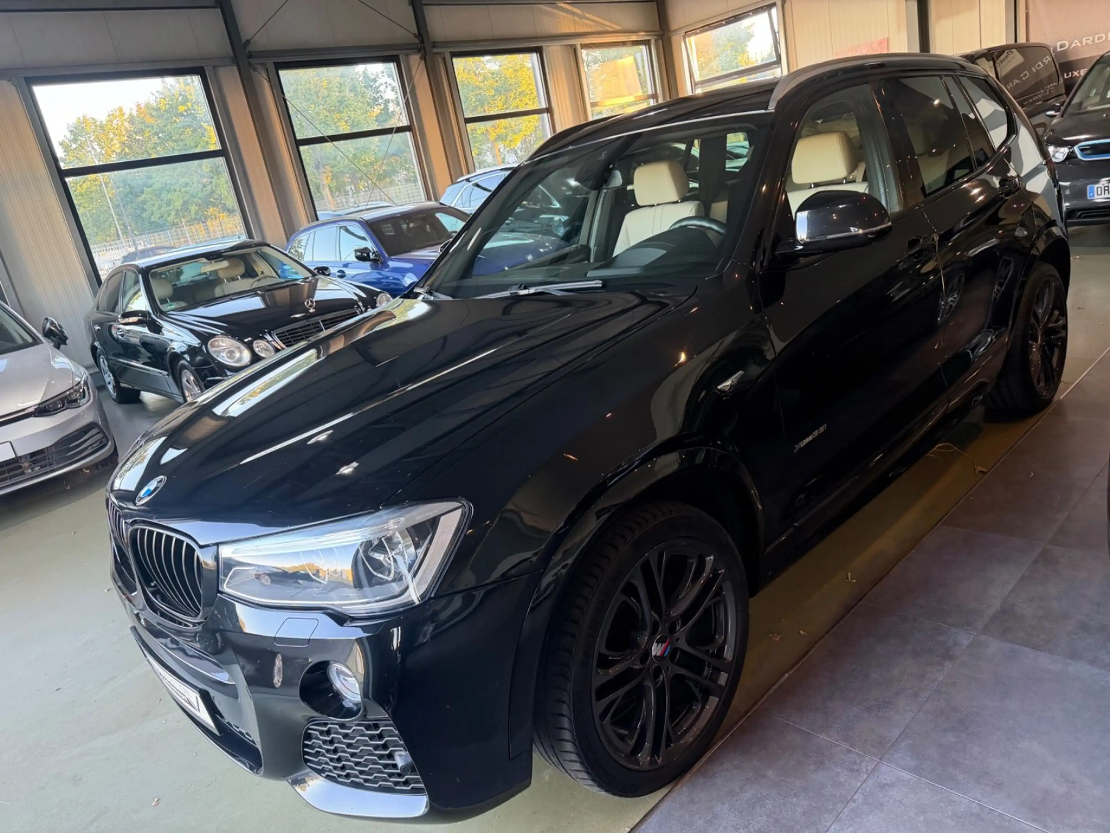 BMW X3 xDrive 35i M-Sport Navi/H-K/Panorama/Bi-Xenon — photo 3