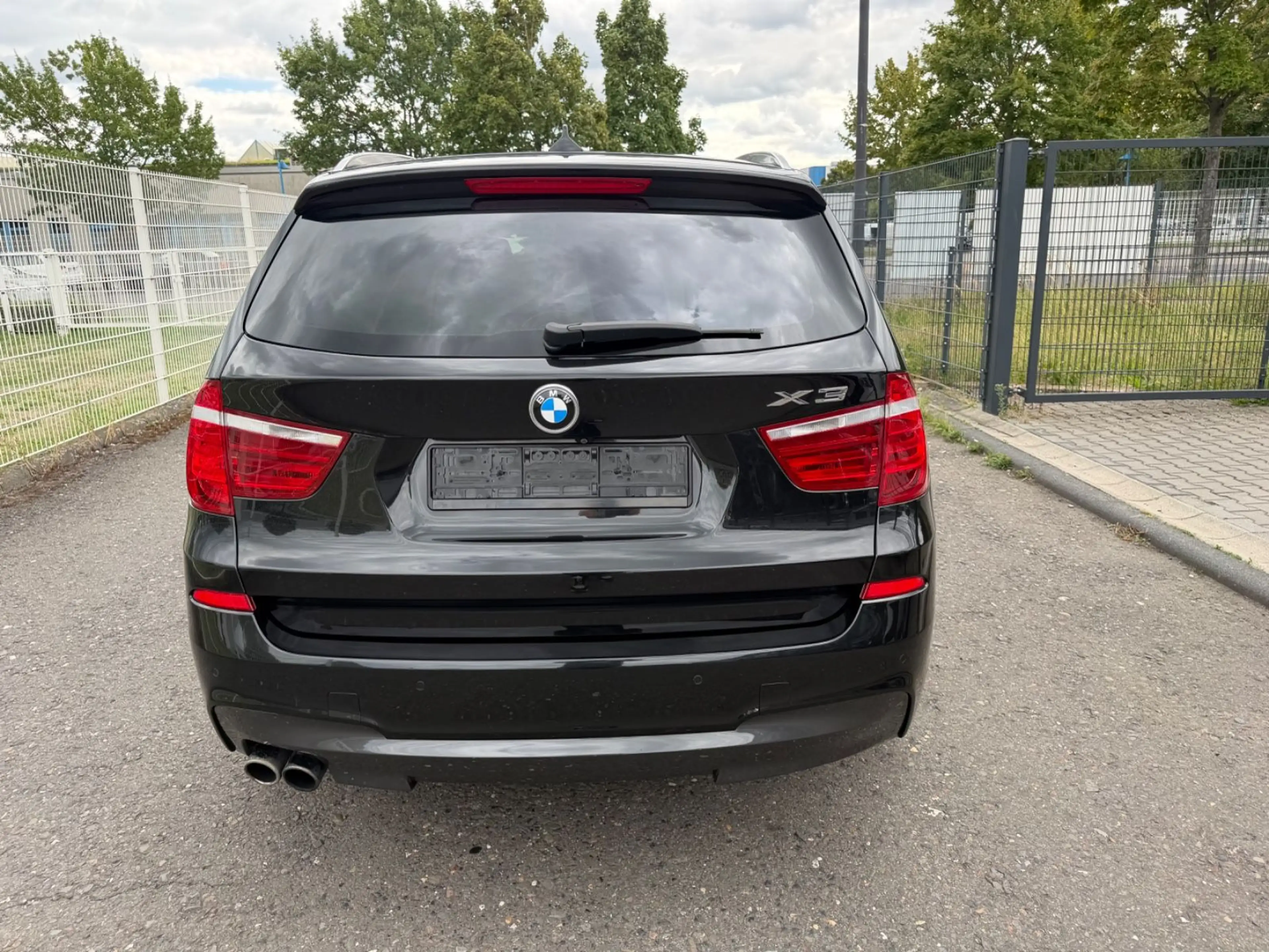 BMW X3 xDrive 35i M-Sport Navi/H-K/Panorama/Bi-Xenon — photo 11