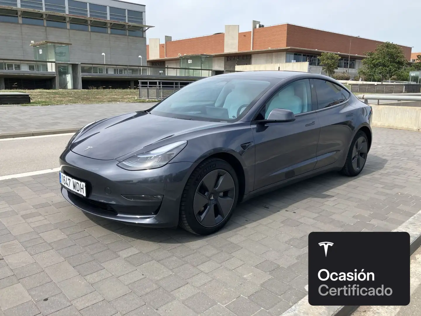 Tesla Model 3 Long Range AWD Argent - 1