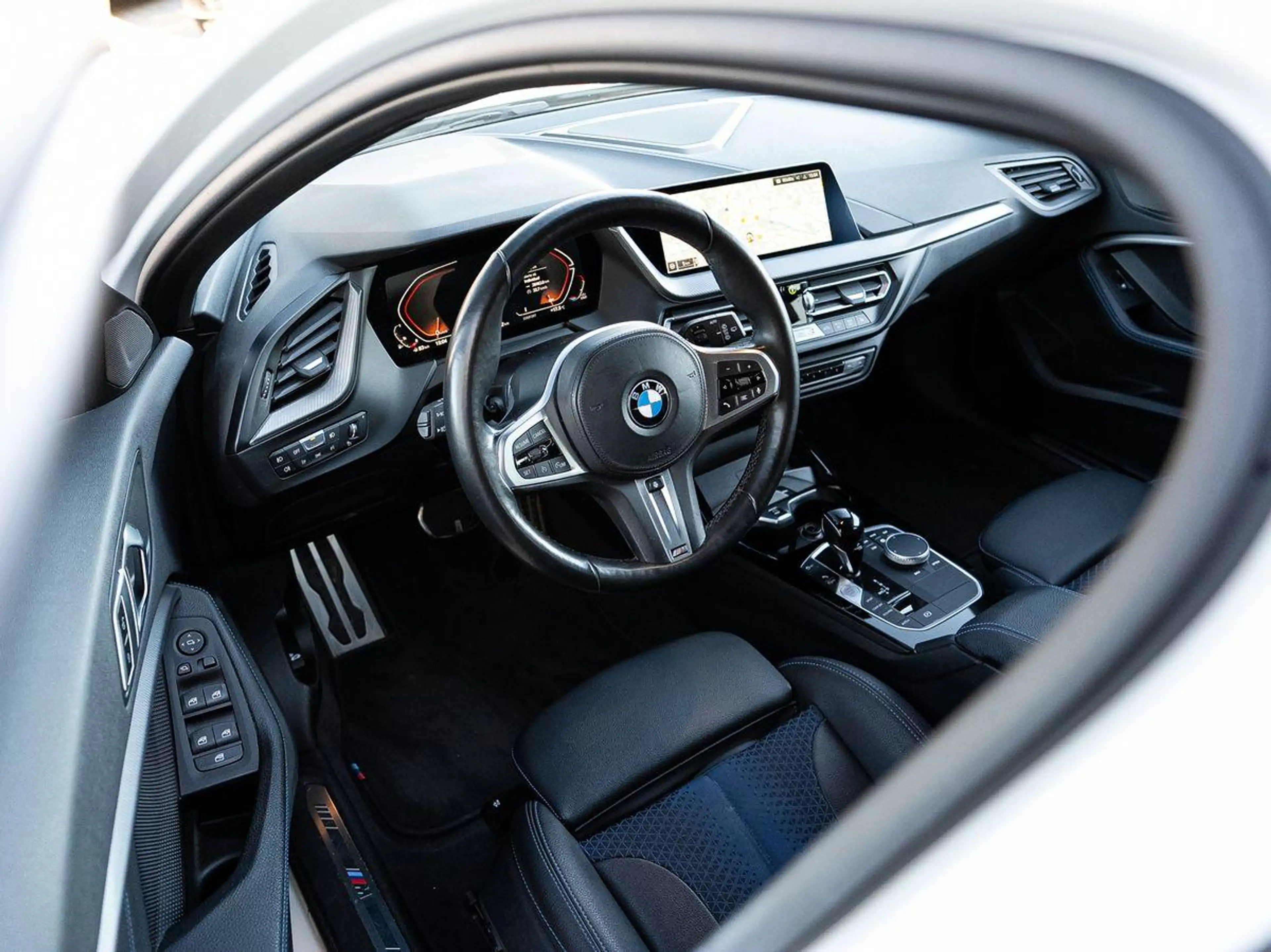 BMW 120 i M-Sport 19 GSD KoZg RFK DAB HiFi LiveCoProf — photo 11