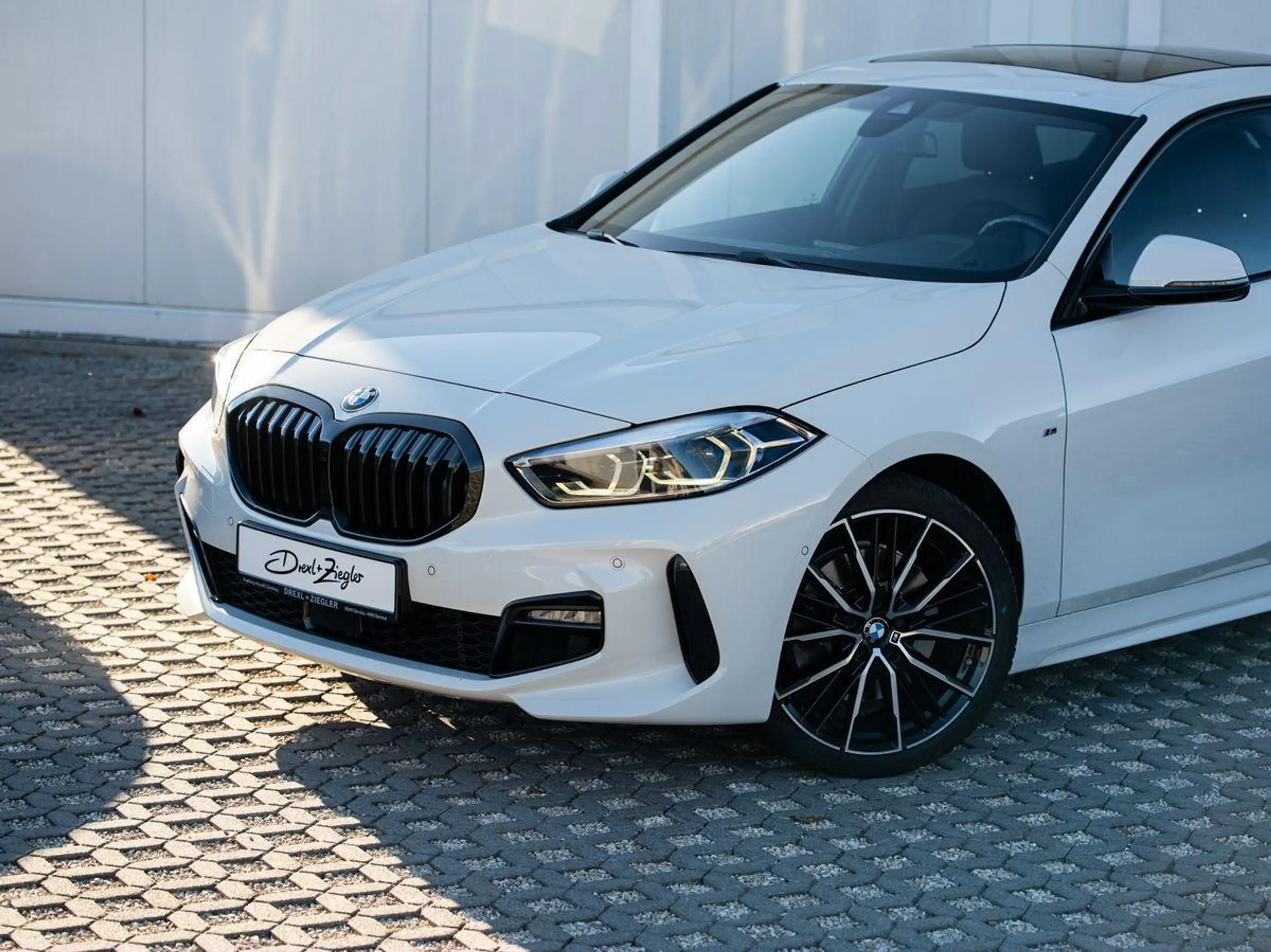 BMW 120 i M-Sport 19 GSD KoZg RFK DAB HiFi LiveCoProf — photo 4