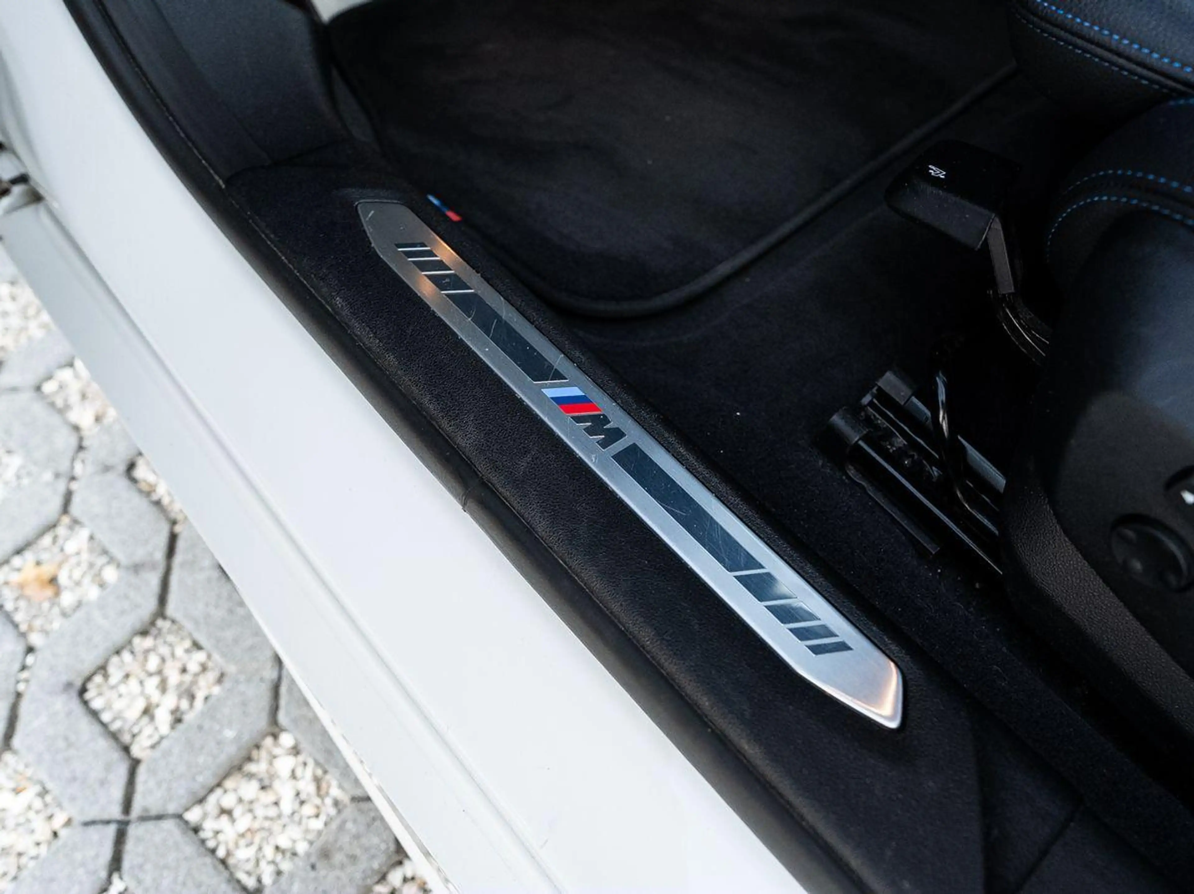 BMW 120 i M-Sport 19 GSD KoZg RFK DAB HiFi LiveCoProf — photo 12