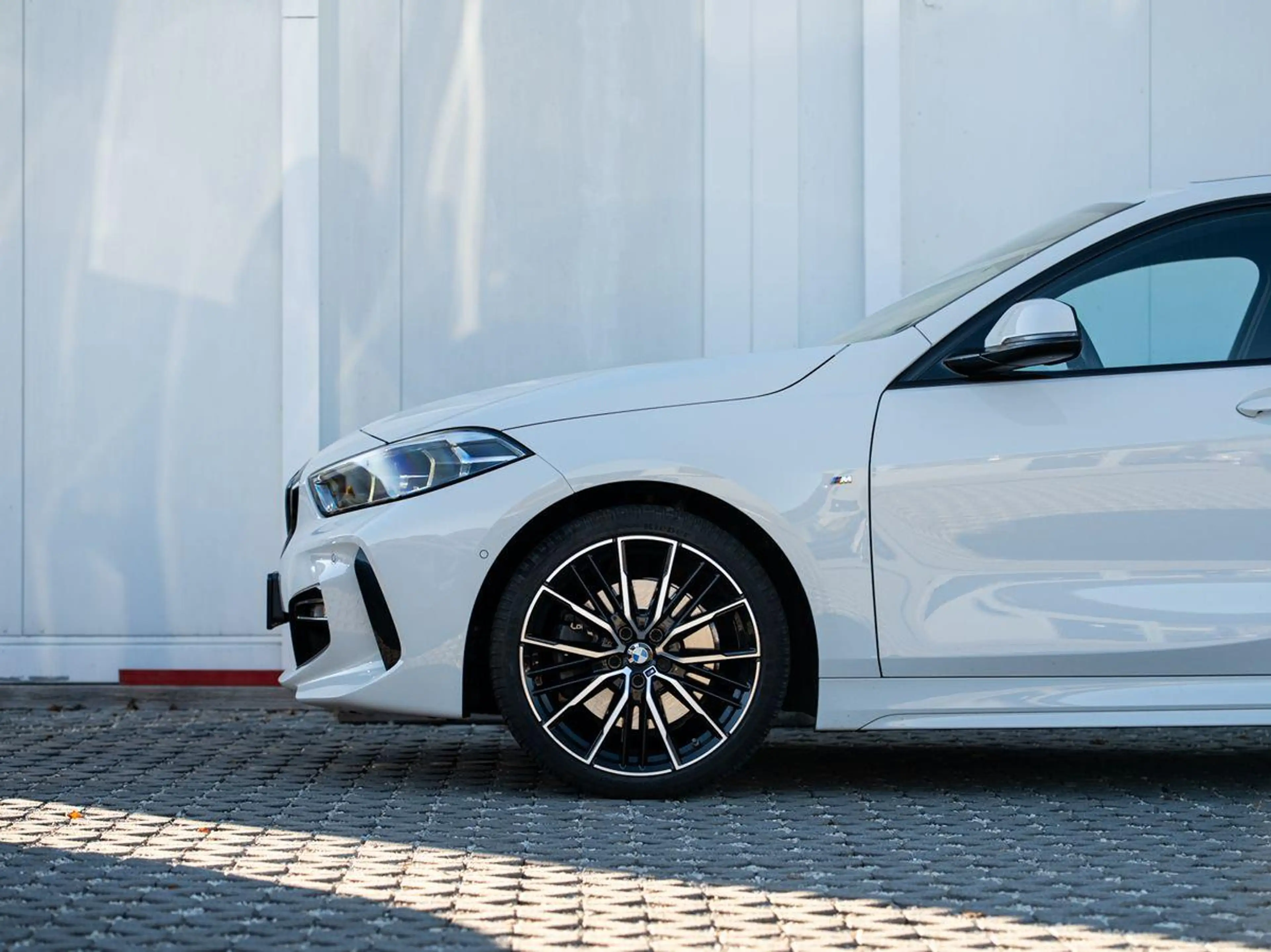 BMW 120 i M-Sport 19 GSD KoZg RFK DAB HiFi LiveCoProf — photo 6