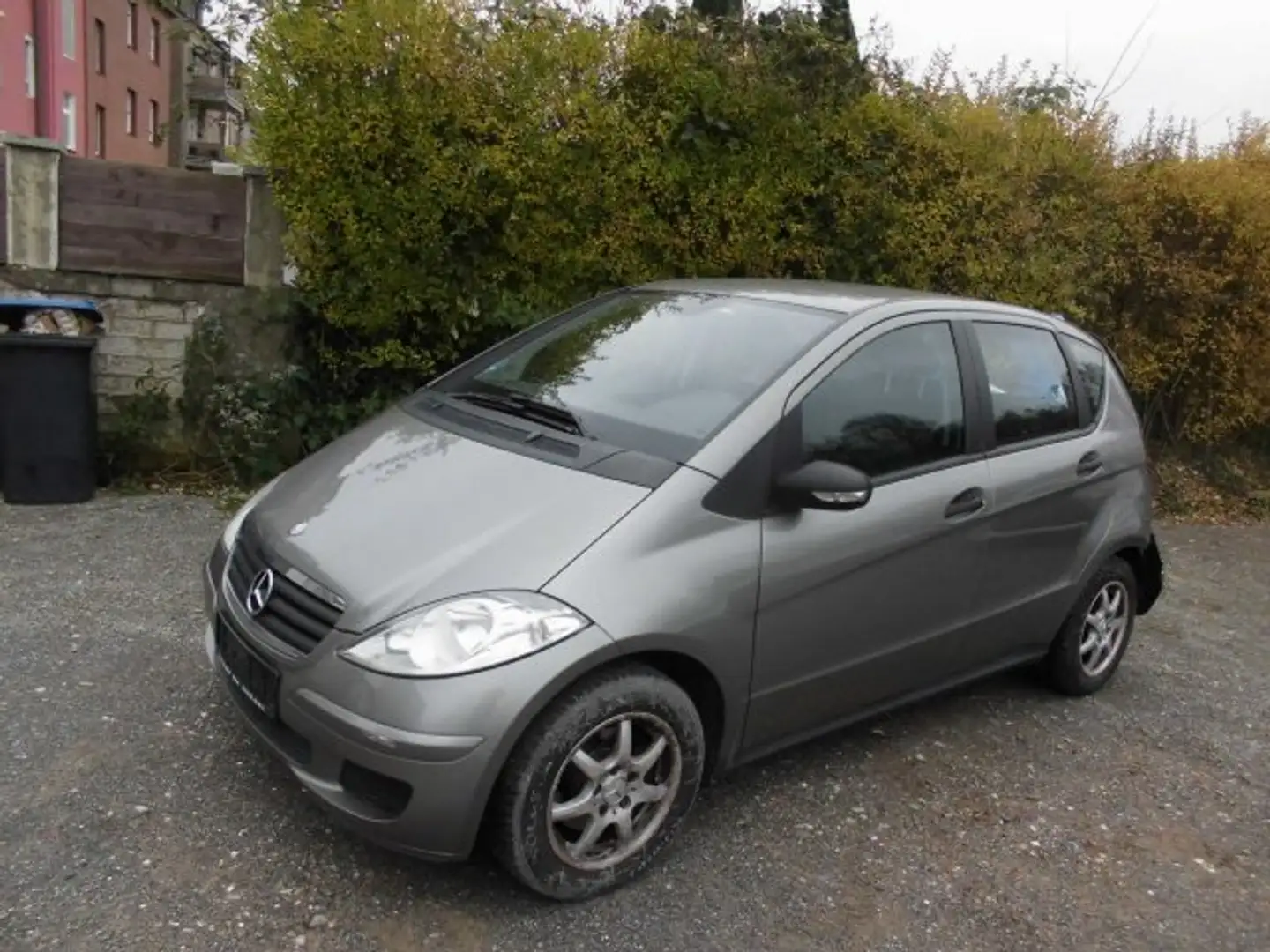 Mercedes-Benz A 150 Classic Heckschaden Grau - 1