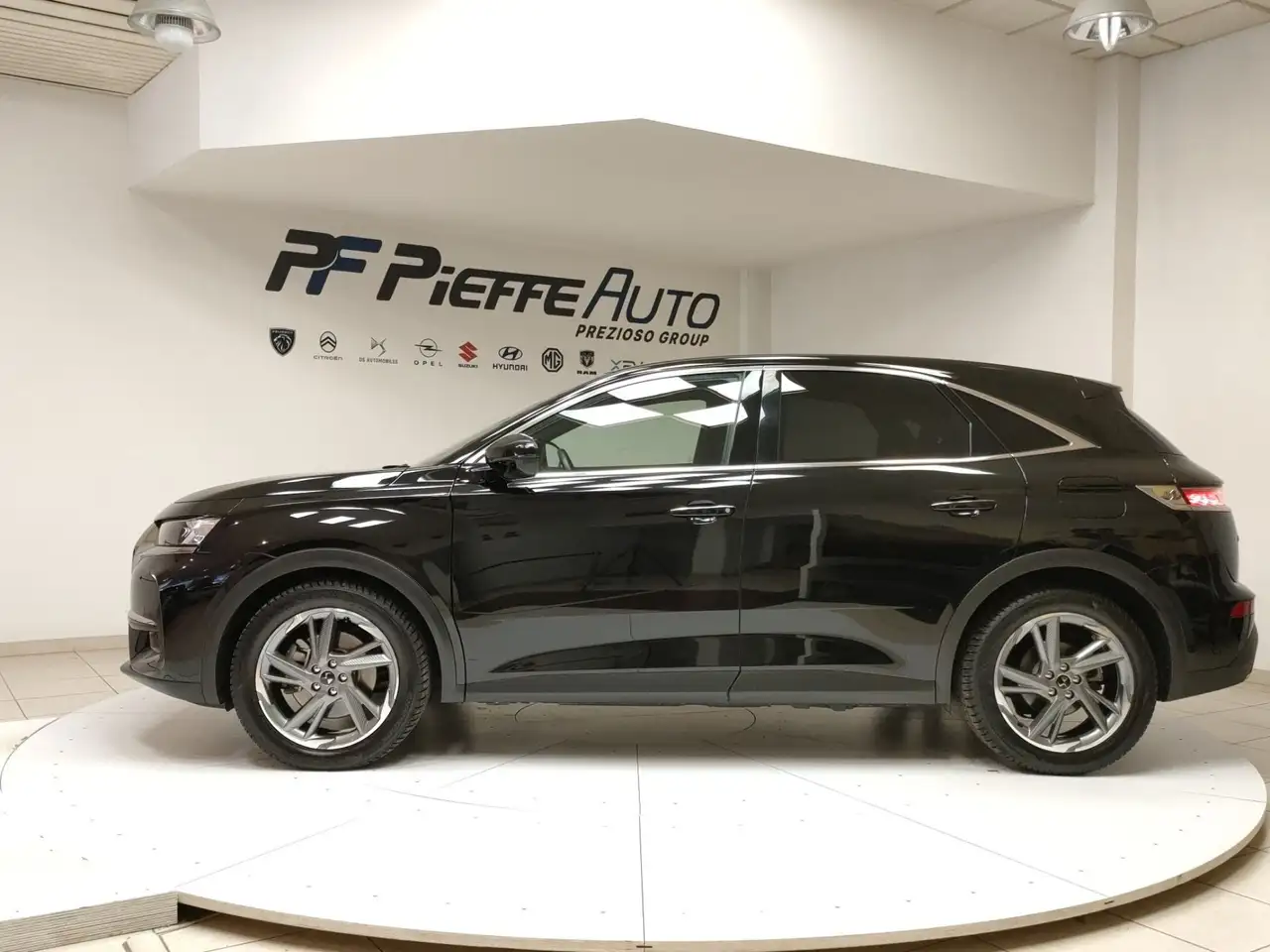 DS Automobiles DS 7 Crossback 2021