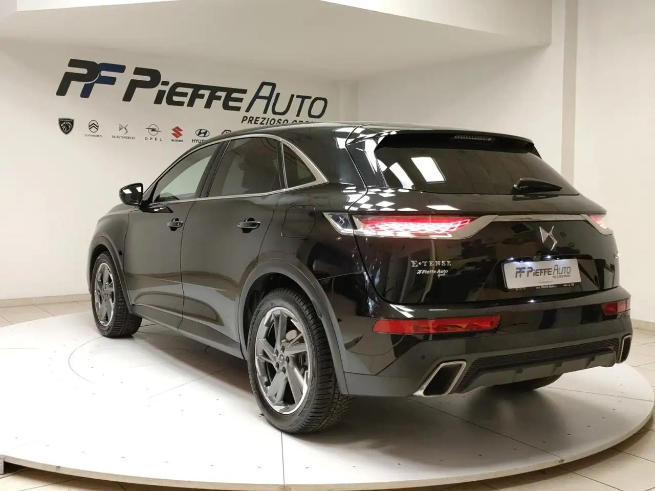 DS Automobiles DS 7 Crossback 2021