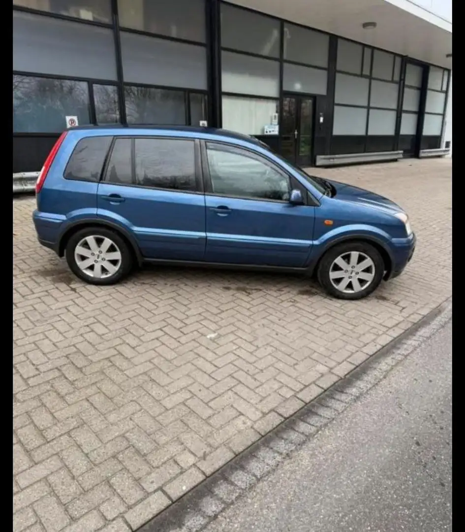 Ford Fusion 1.6 + - 2