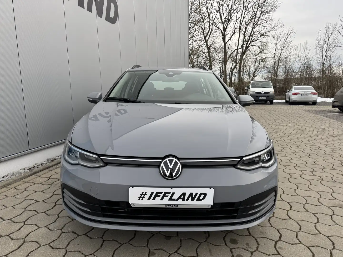 Volkswagen Golf Variant VIII 1.0 eTSI*LIFE*DSG*NAVI*ACC* Gris - 2