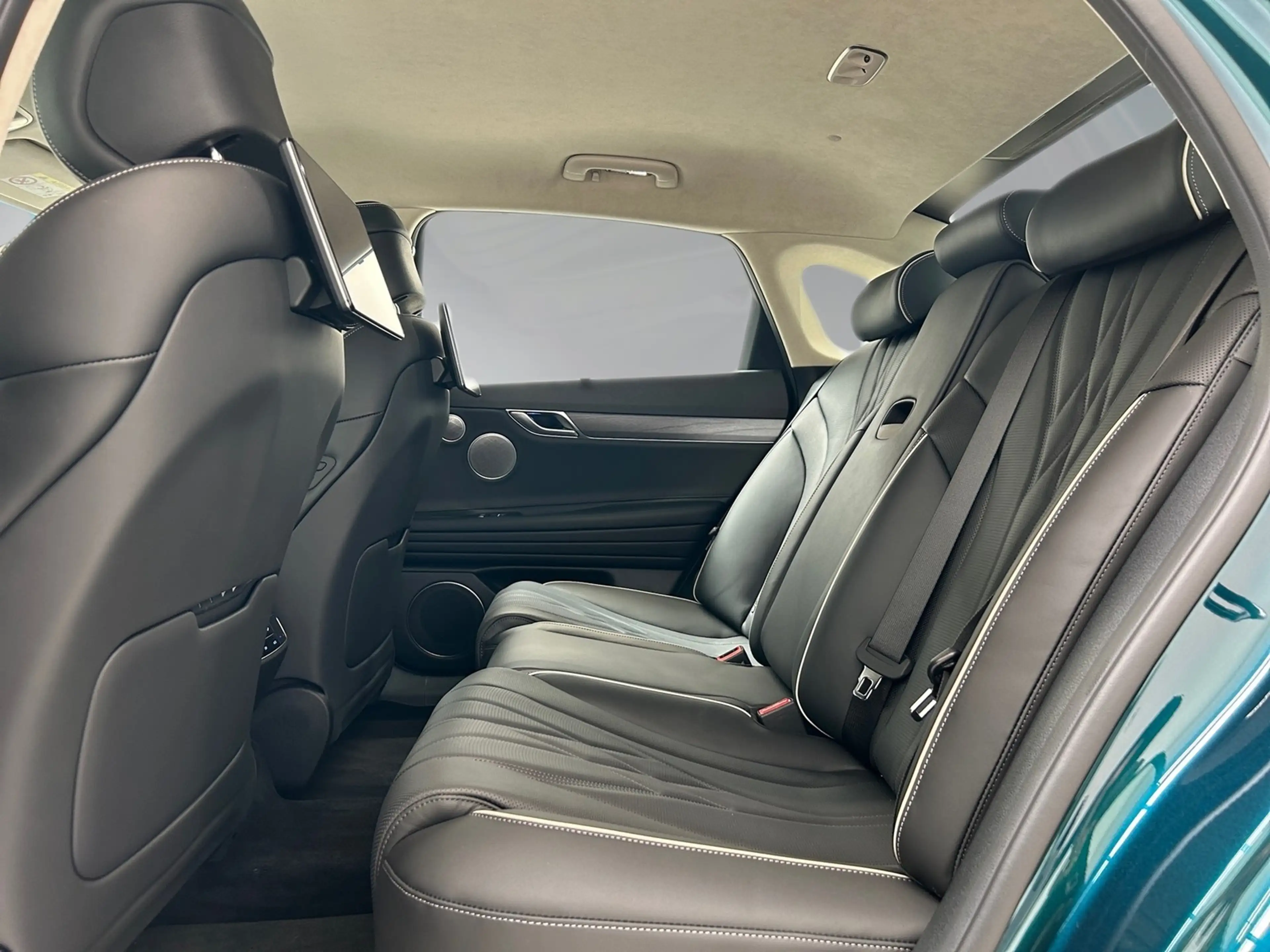 Genesis G80 Elektro 87,2 kWh Luxury DCC/ACC/HEADUP — photo 13