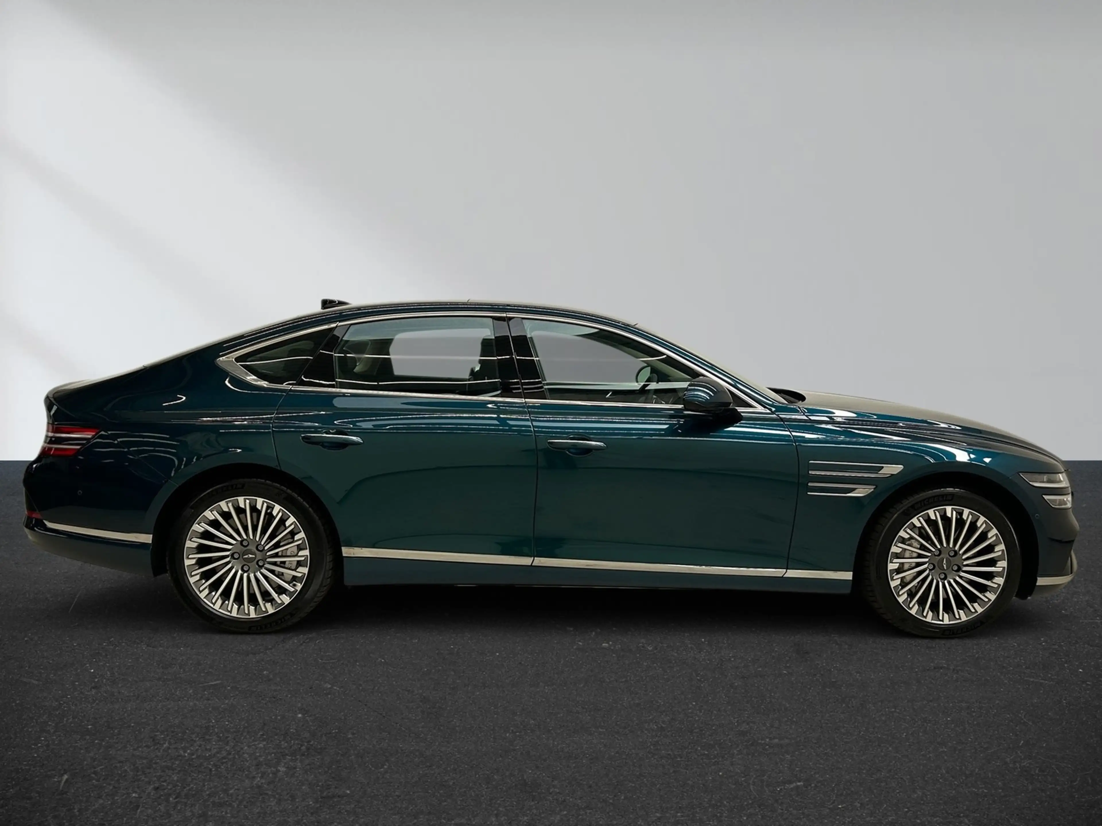 Genesis G80 Elektro 87,2 kWh Luxury DCC/ACC/HEADUP — photo 4