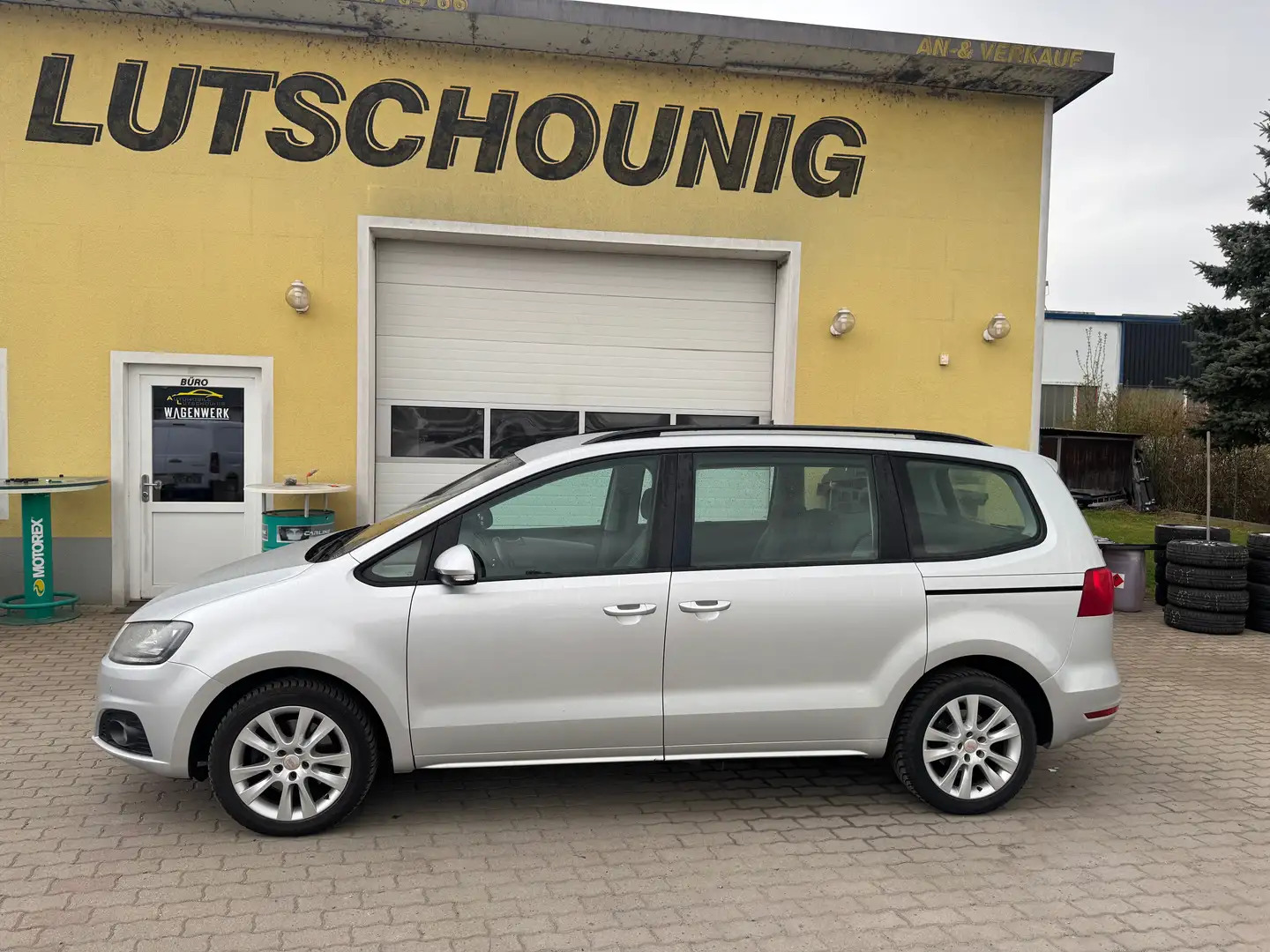 SEAT Alhambra Reference 1,4 TSI Plateado - 2