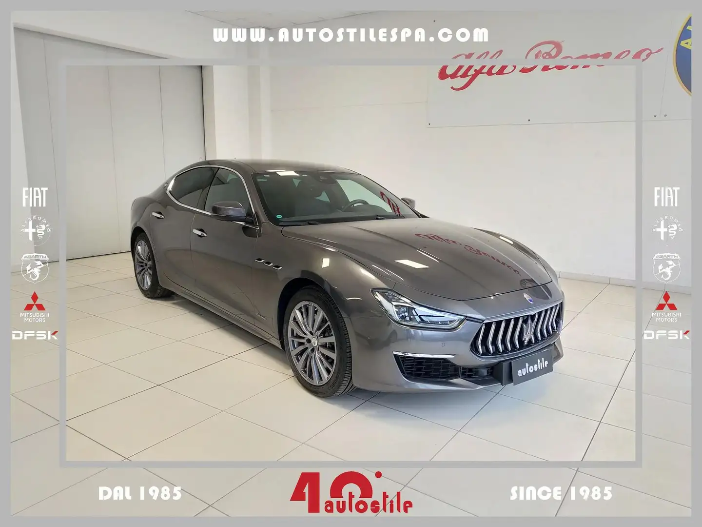 Maserati Ghibli Ghibli V6 430 CV S Q4 Granlusso Grau - 1