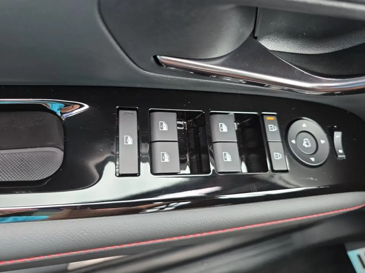 Hyundai TUCSON 1,6T HEV N Line X UPE=54000 Euro! **, миниатюра 21
