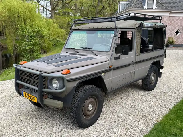 Mercedes-Benz Puch 230 GE Cabriolet Zwitsers leger 49.000km Orig