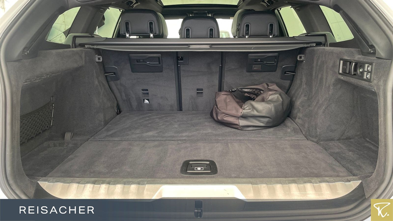 BMW 330 e A xDrive Tou M-Sport PRO,Pano,AHK,360° — photo 10