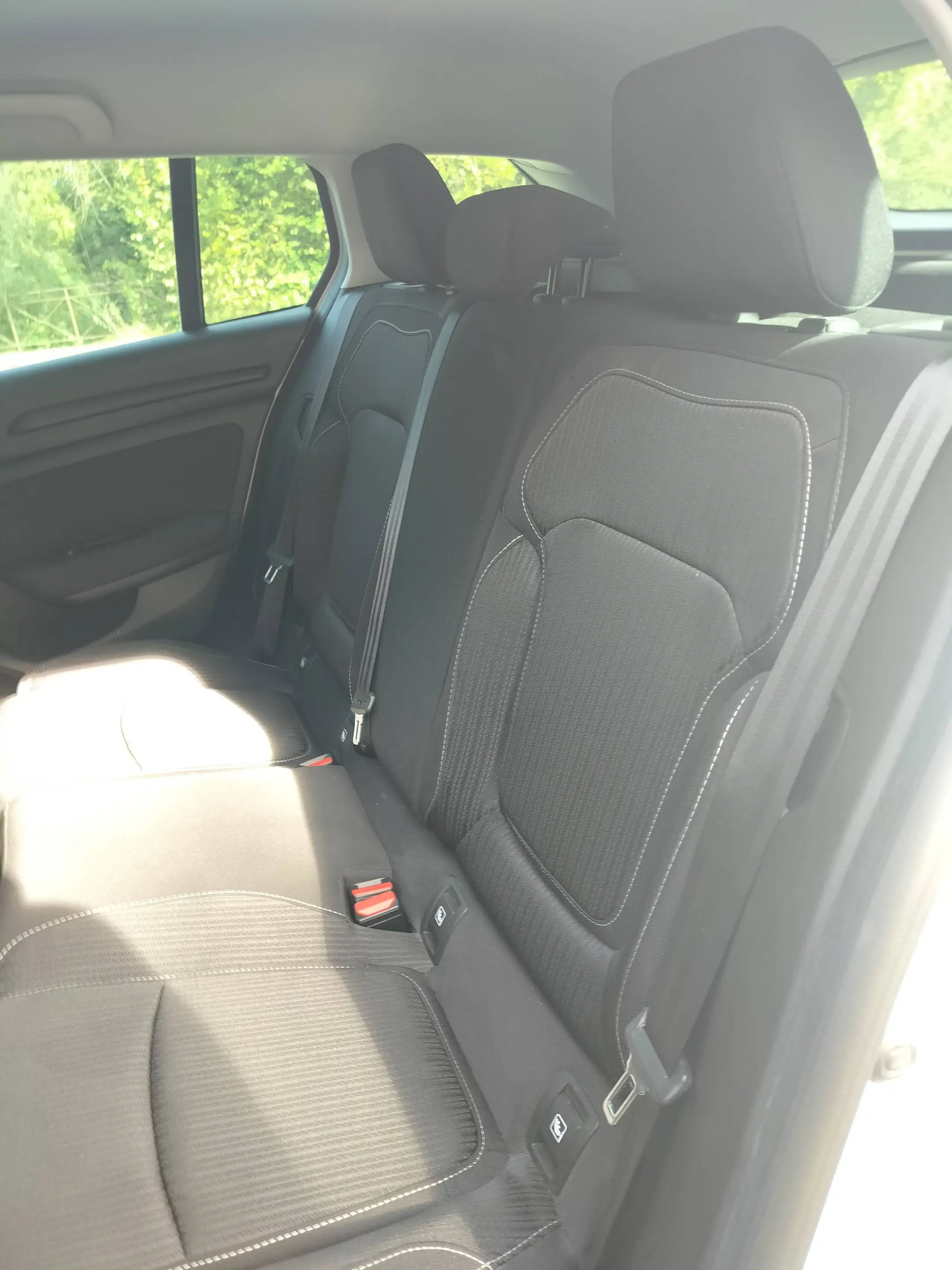 Renault Megane Mégane SW 1.2 TCe Energy Zen — photo 8