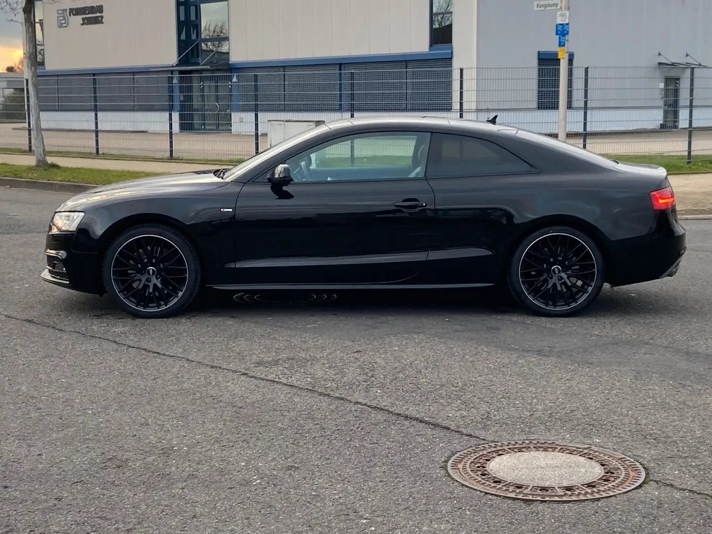 Audi A5 Coupe 3.0 TDI quattro S-Line*Autom.*Pano*Xeno Schwarz - 2