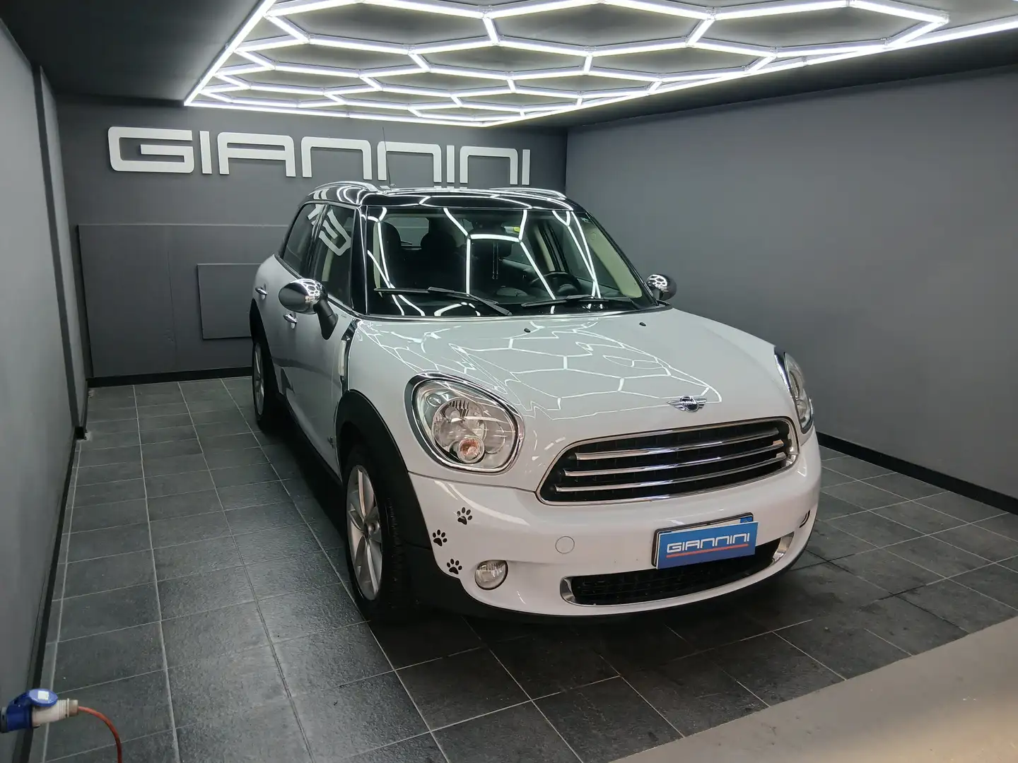 MINI Cooper D Countryman Mini Countryman R60 1.6 all4 Blanc - 2