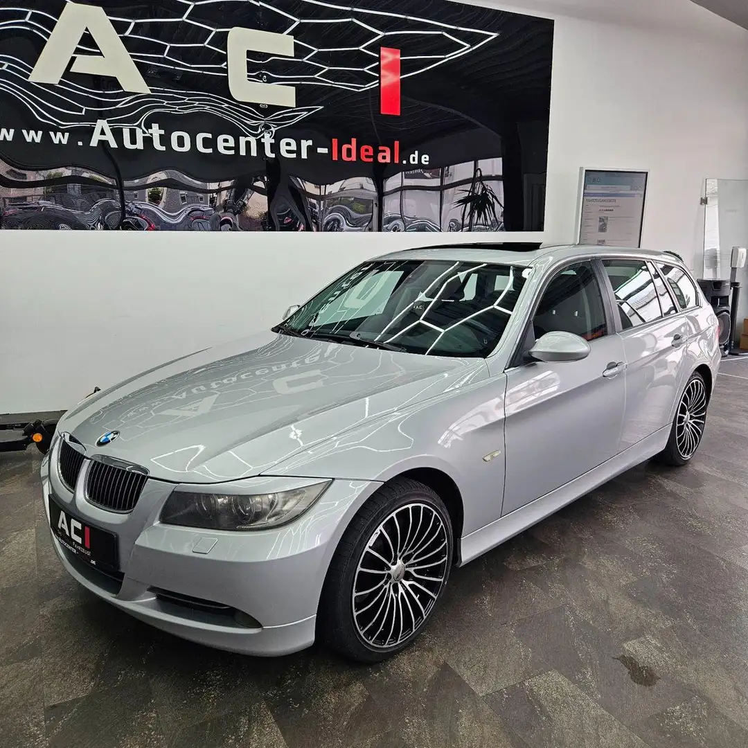 BMW 330 xd Touring, Pano, Scheckheft, Bi-Xenon, Silber - 1